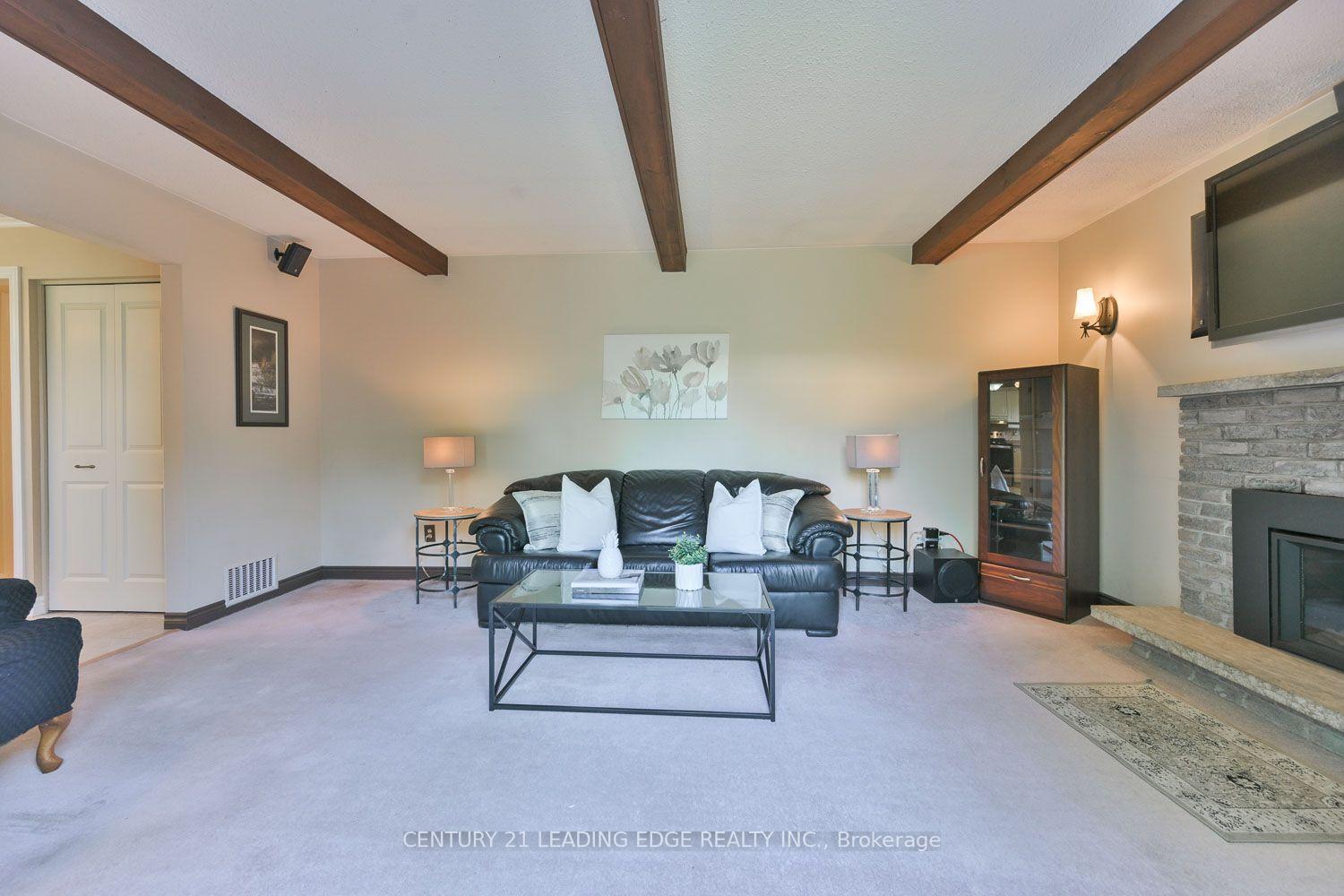 Photo 18 of 15 Sir Gawaine Place, Markham, Markham Village — HOMEH