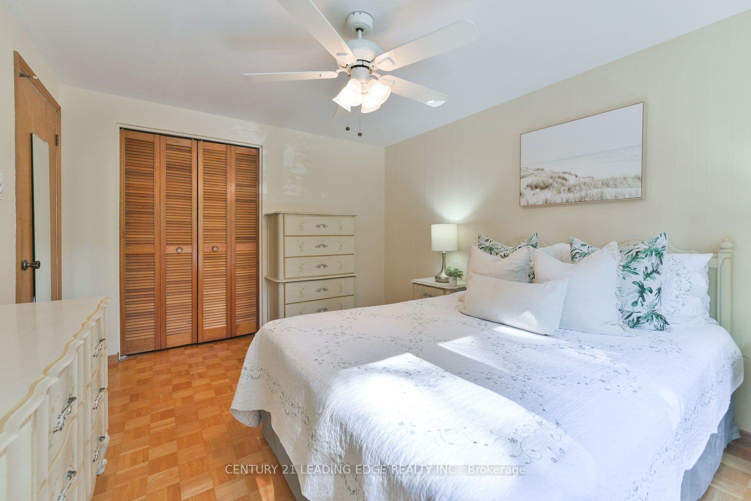 Photo 22 of 15 Sir Gawaine Place, Markham, Markham Village — HOMEH