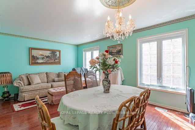 Photo 8 of 3201 Coldstream Road, Mississauga, Erin Mills — HOMEH