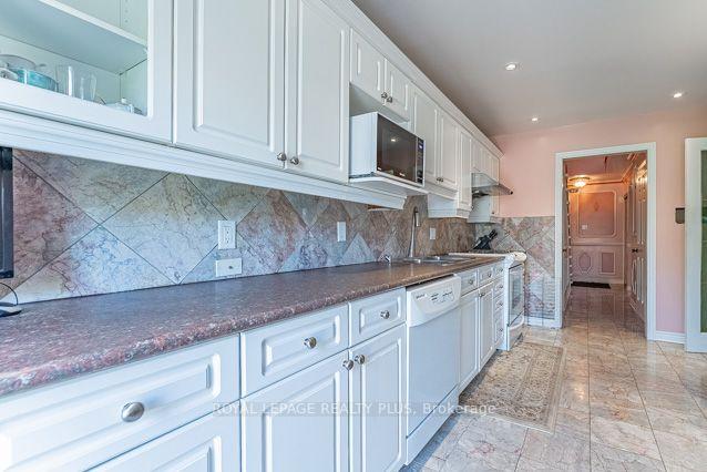 Photo 13 of 3201 Coldstream Road, Mississauga, Erin Mills — HOMEH