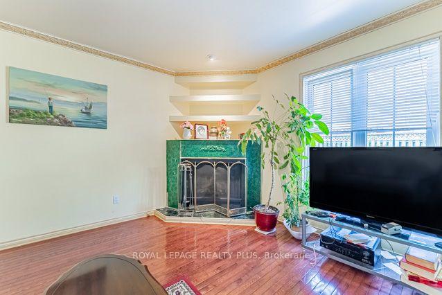 Photo 14 of 3201 Coldstream Road, Mississauga, Erin Mills — HOMEH