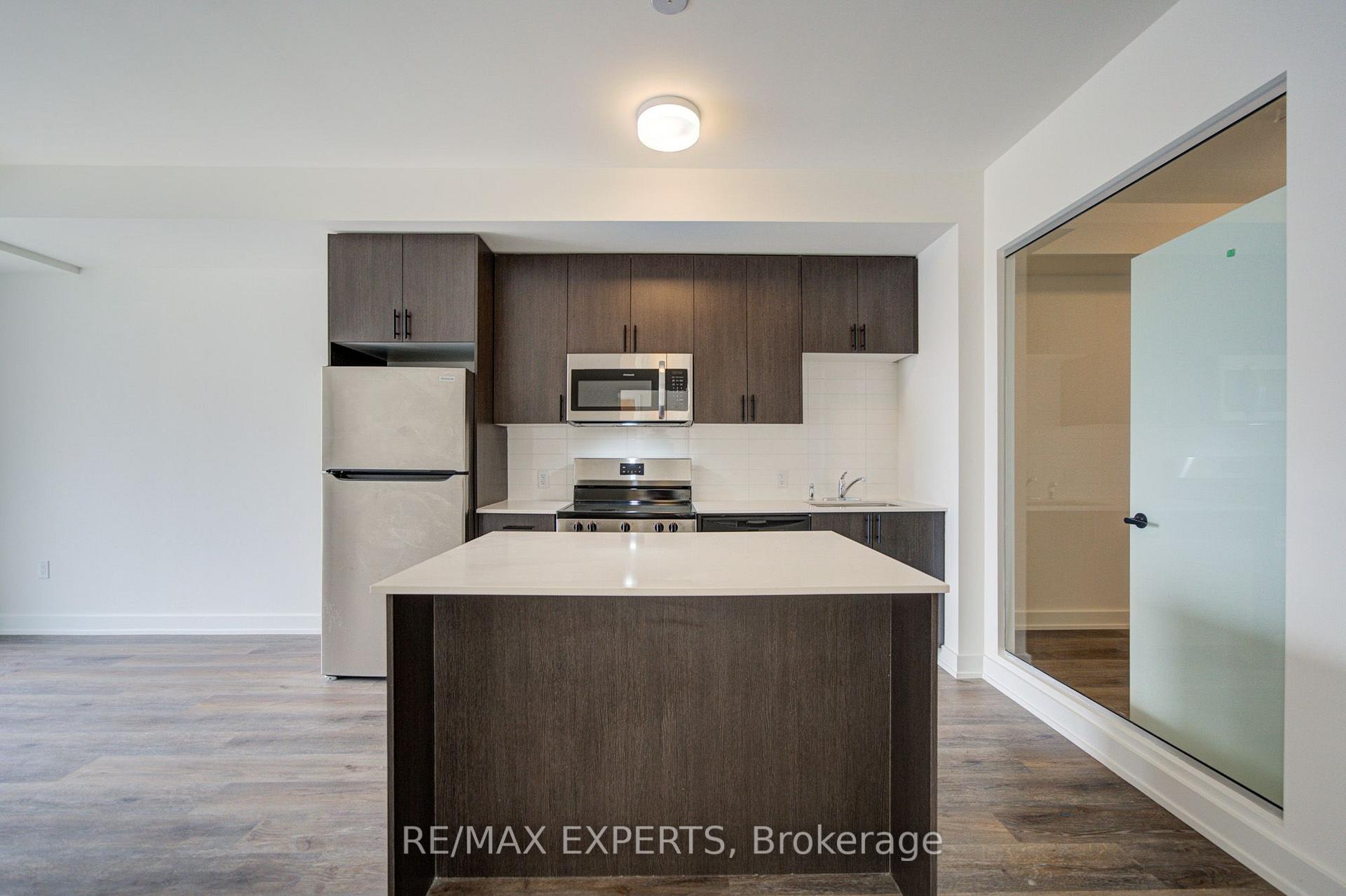 Photo 10 of Unit 210, 2475 Old Bronte Road, Oakville, Westmount — HOMEH