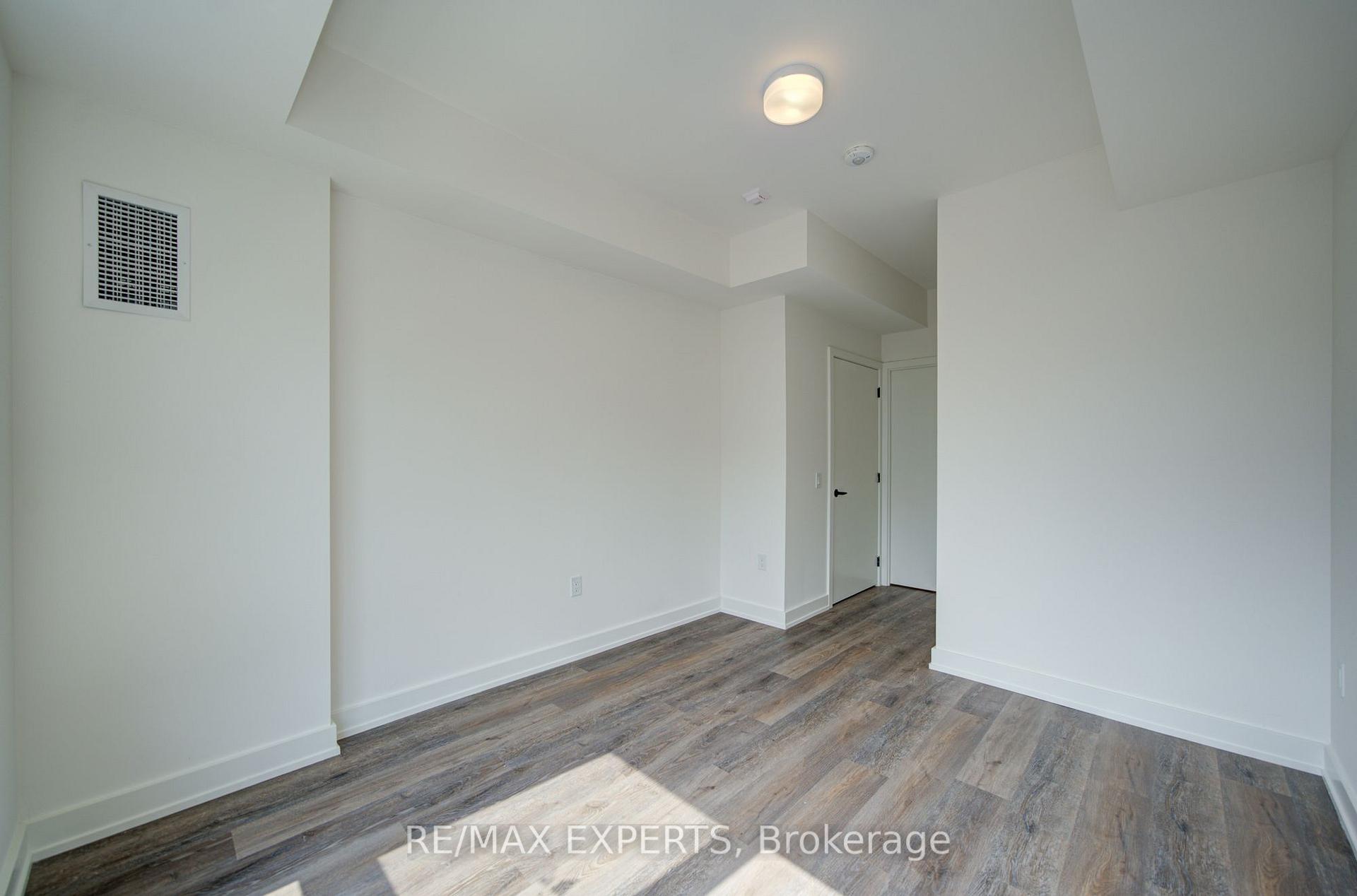Photo 26 of Unit 210, 2475 Old Bronte Road, Oakville, Westmount — HOMEH