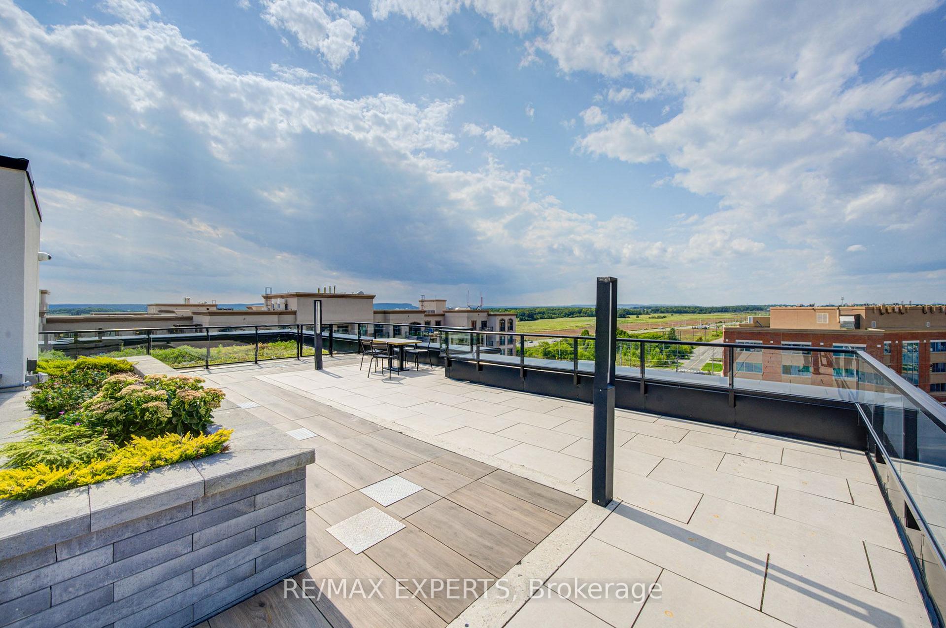 Photo 36 of Unit 210, 2475 Old Bronte Road, Oakville, Westmount — HOMEH