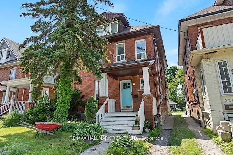 Photo of Unit Main, 228 Pacific Avenue