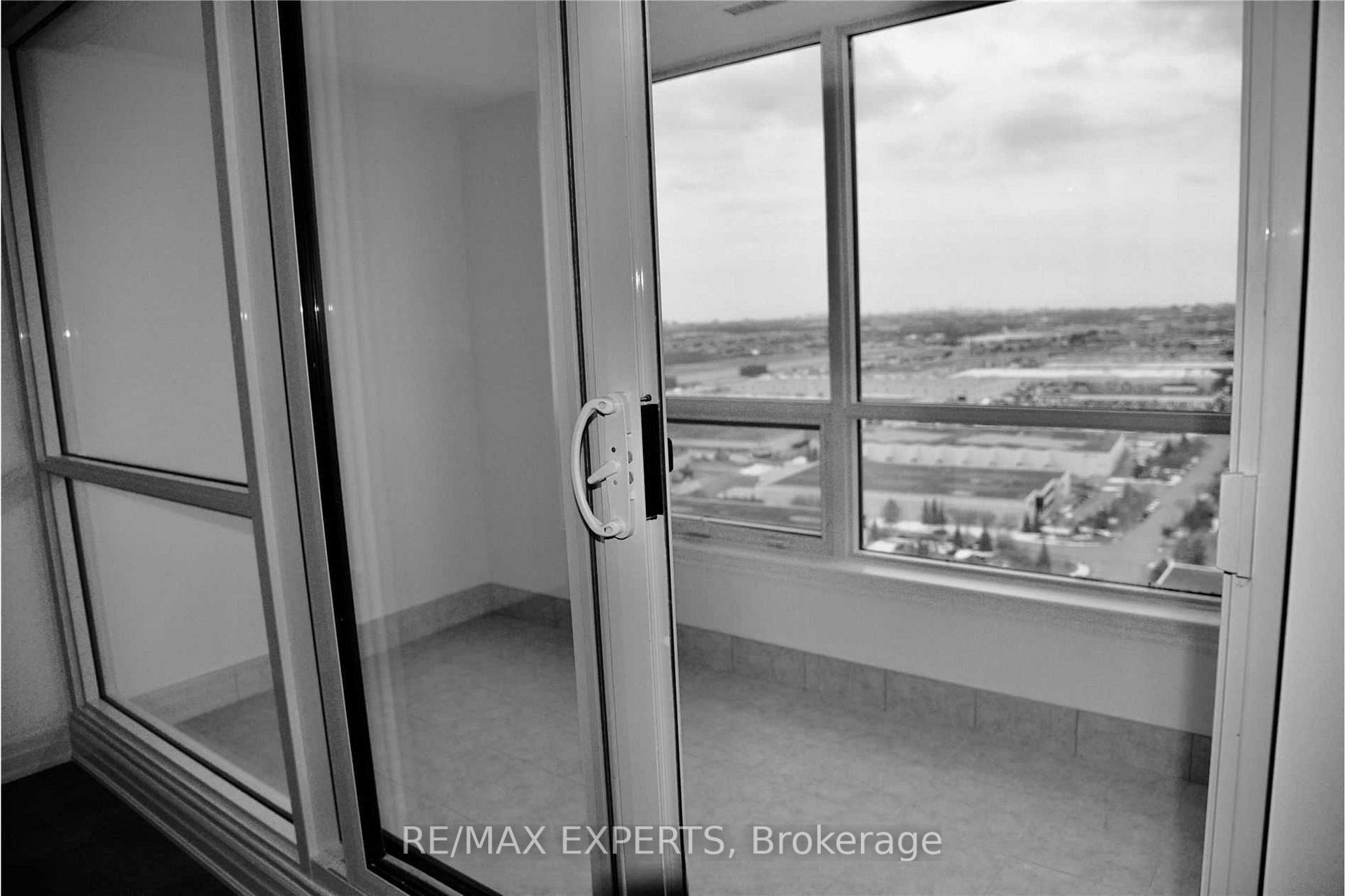 Photo 4 of Unit 2307, 9075 Jane Street, Vaughan, Concord — HOMEH