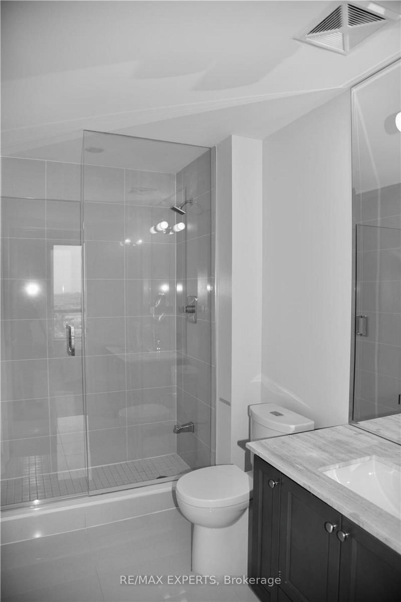 Photo 5 of Unit 2307, 9075 Jane Street, Vaughan, Concord — HOMEH