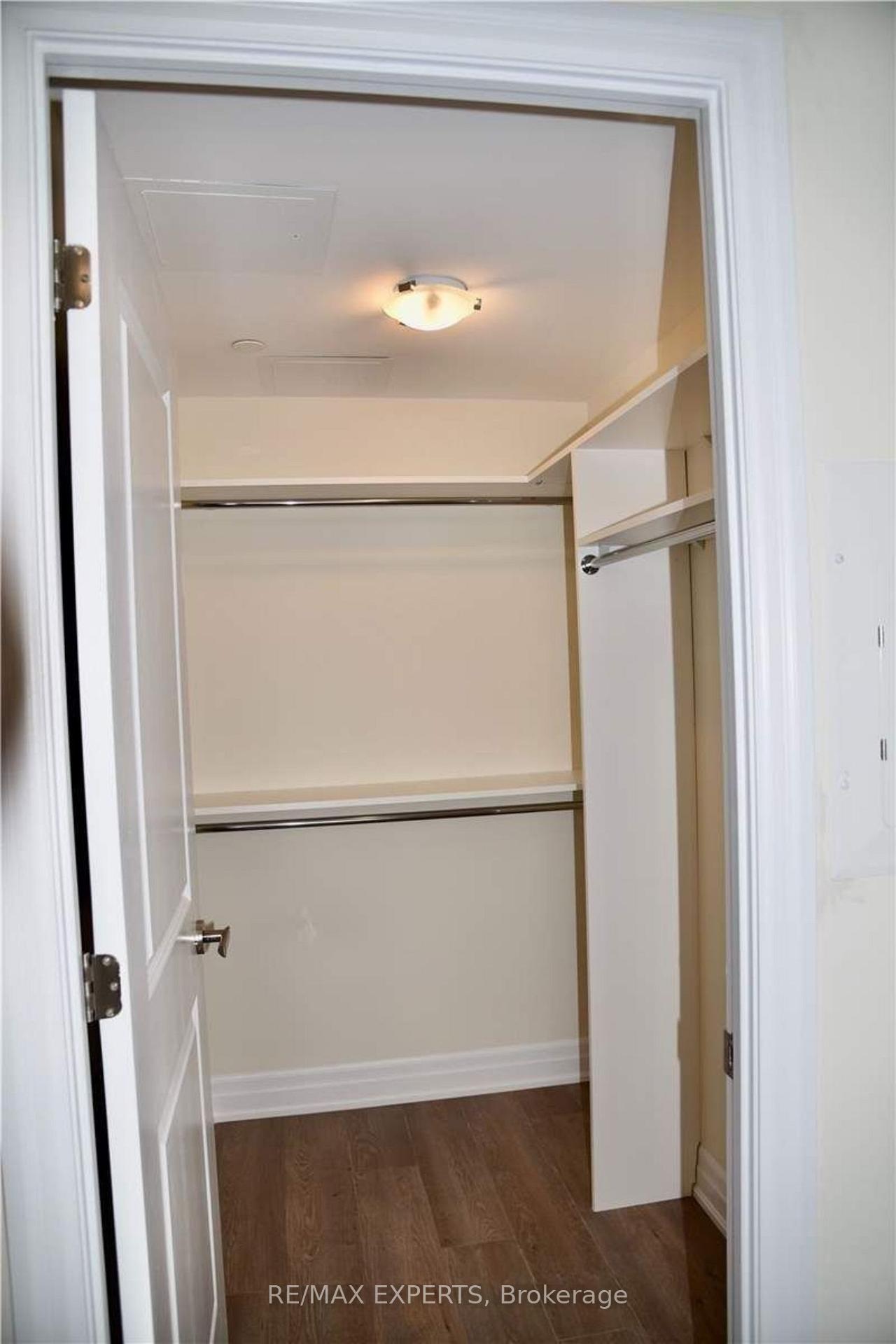 Photo 6 of Unit 2307, 9075 Jane Street, Vaughan, Concord — HOMEH