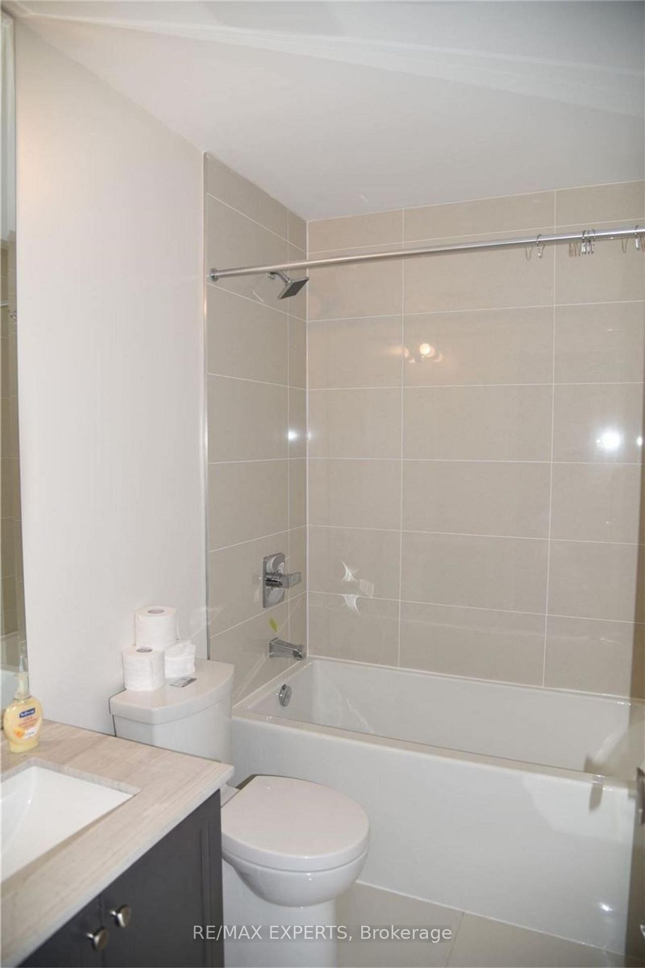 Photo 8 of Unit 2307, 9075 Jane Street, Vaughan, Concord — HOMEH