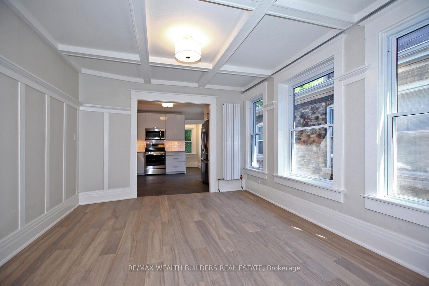 Photo 9 of Unit B, 163 Parkside Drive, Toronto, Roncesvalles — HOMEH