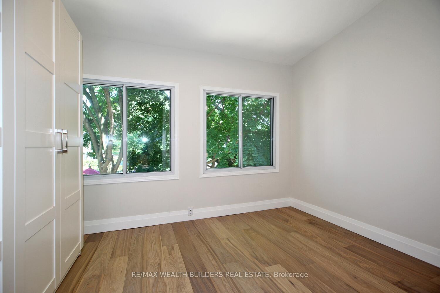 Photo 15 of Unit B, 163 Parkside Drive, Toronto, Roncesvalles — HOMEH
