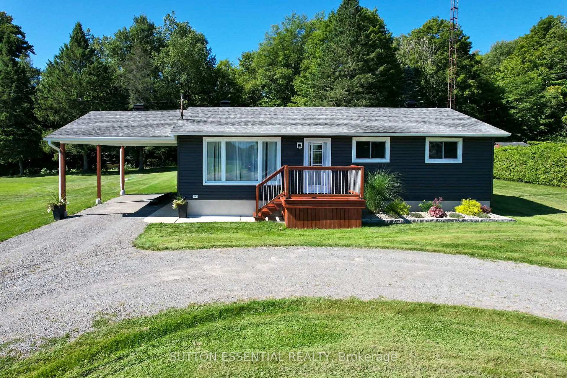 Photo 2 of 6174 County Rd 15, Augusta, Augusta Twp — HOMEH