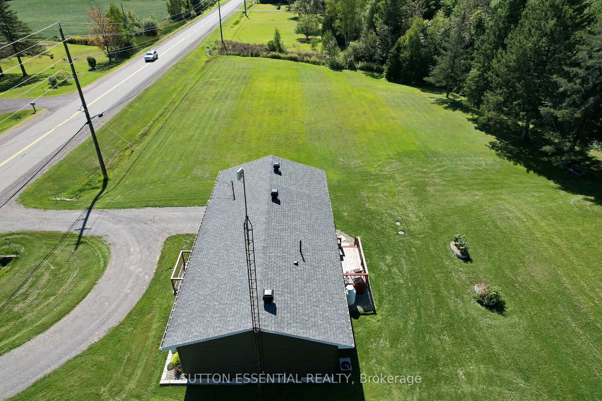 Photo 4 of 6174 County Rd 15, Augusta, Augusta Twp — HOMEH