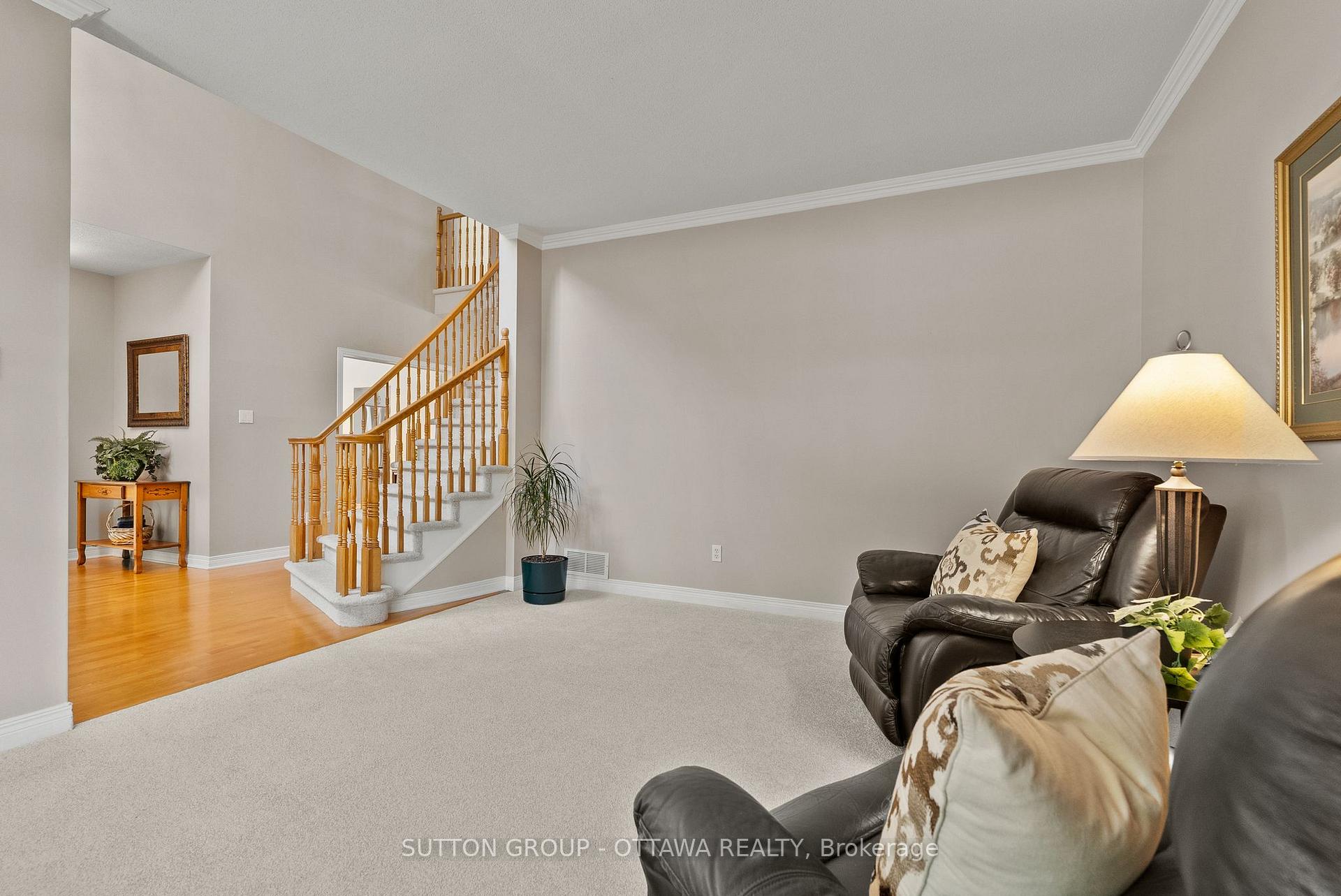 Photo 6 of 21 Avonmore Crescent, Ottawa, Barrhaven East — HOMEH