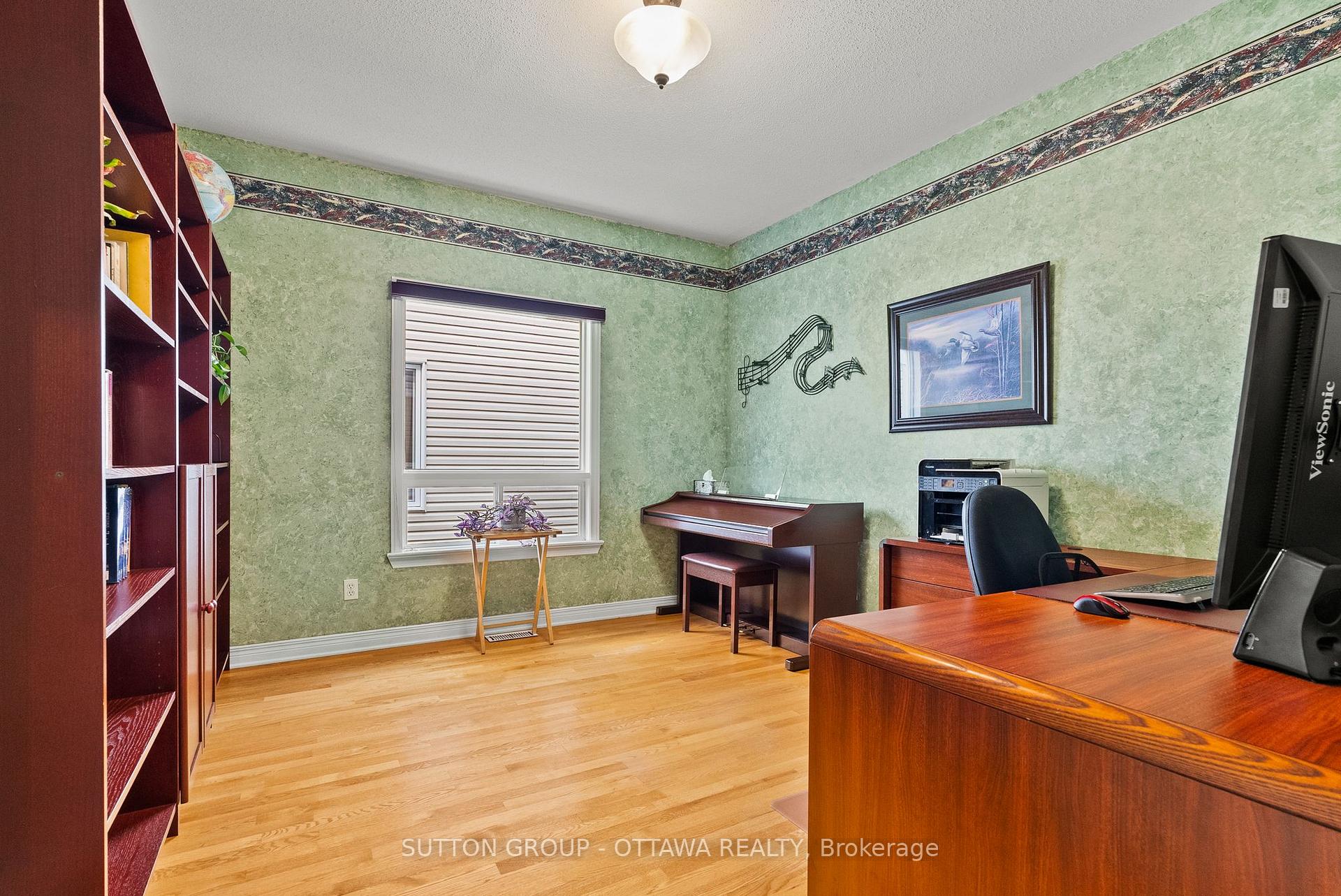 Photo 19 of 21 Avonmore Crescent, Ottawa, Barrhaven East — HOMEH