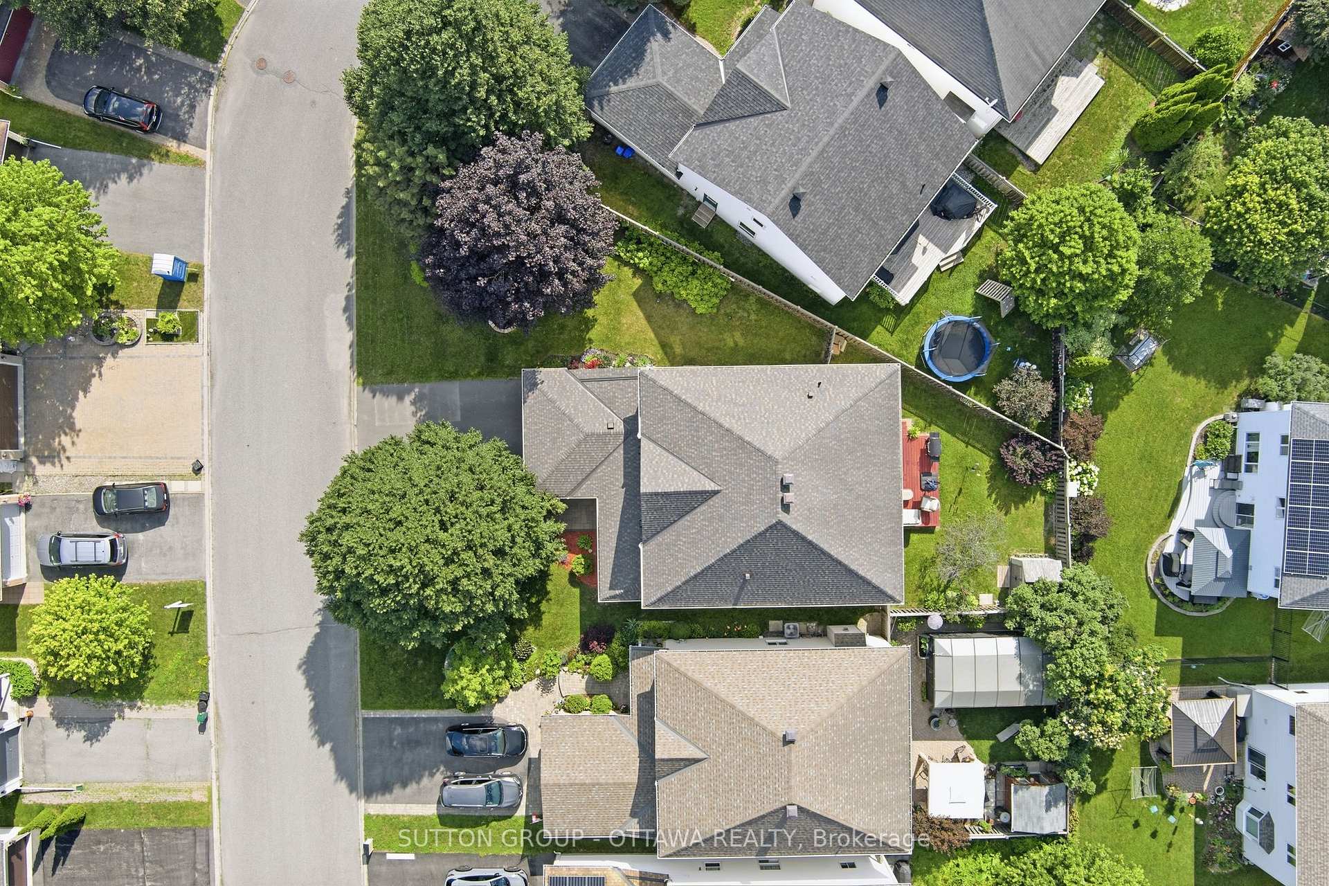 Photo 45 of 21 Avonmore Crescent, Ottawa, Barrhaven East — HOMEH