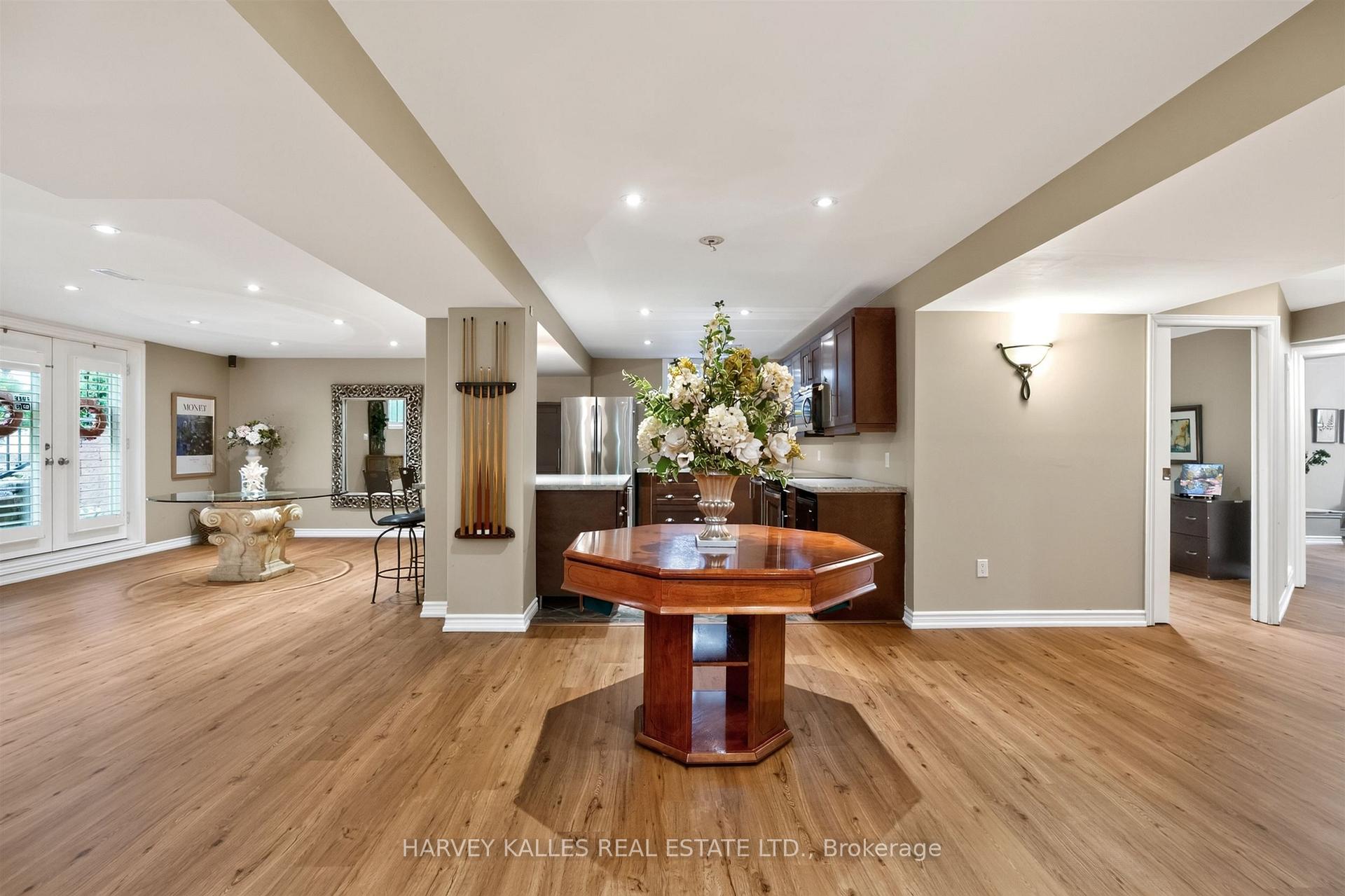 Photo 29 of 1 Franks Lane, Brantford, Oakhill Dr — HOMEH