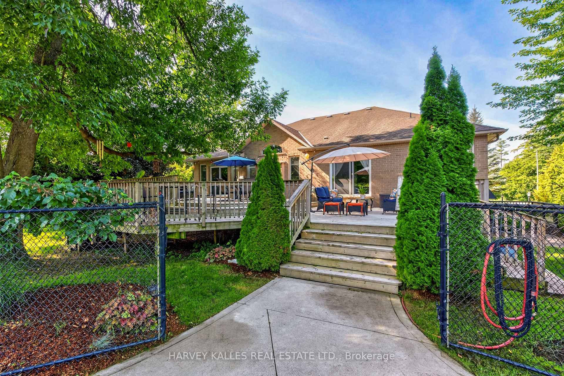 Photo 43 of 1 Franks Lane, Brantford, Oakhill Dr — HOMEH