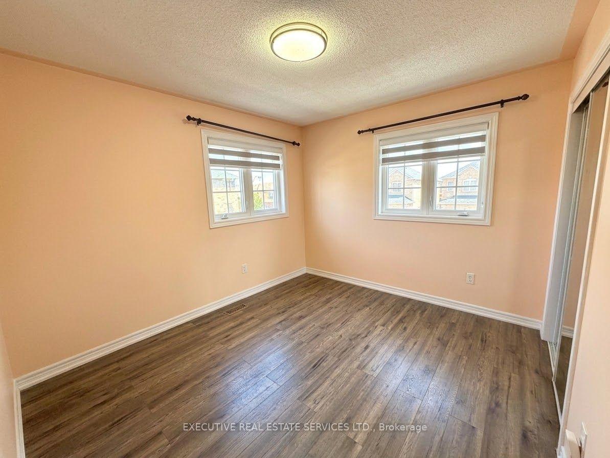 Photo 19 of 118 Turquoise Crescent, Brampton, Bram East — HOMEH