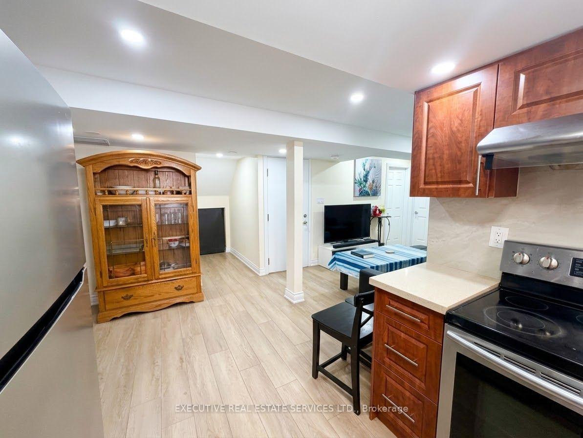 Photo 23 of 118 Turquoise Crescent, Brampton, Bram East — HOMEH