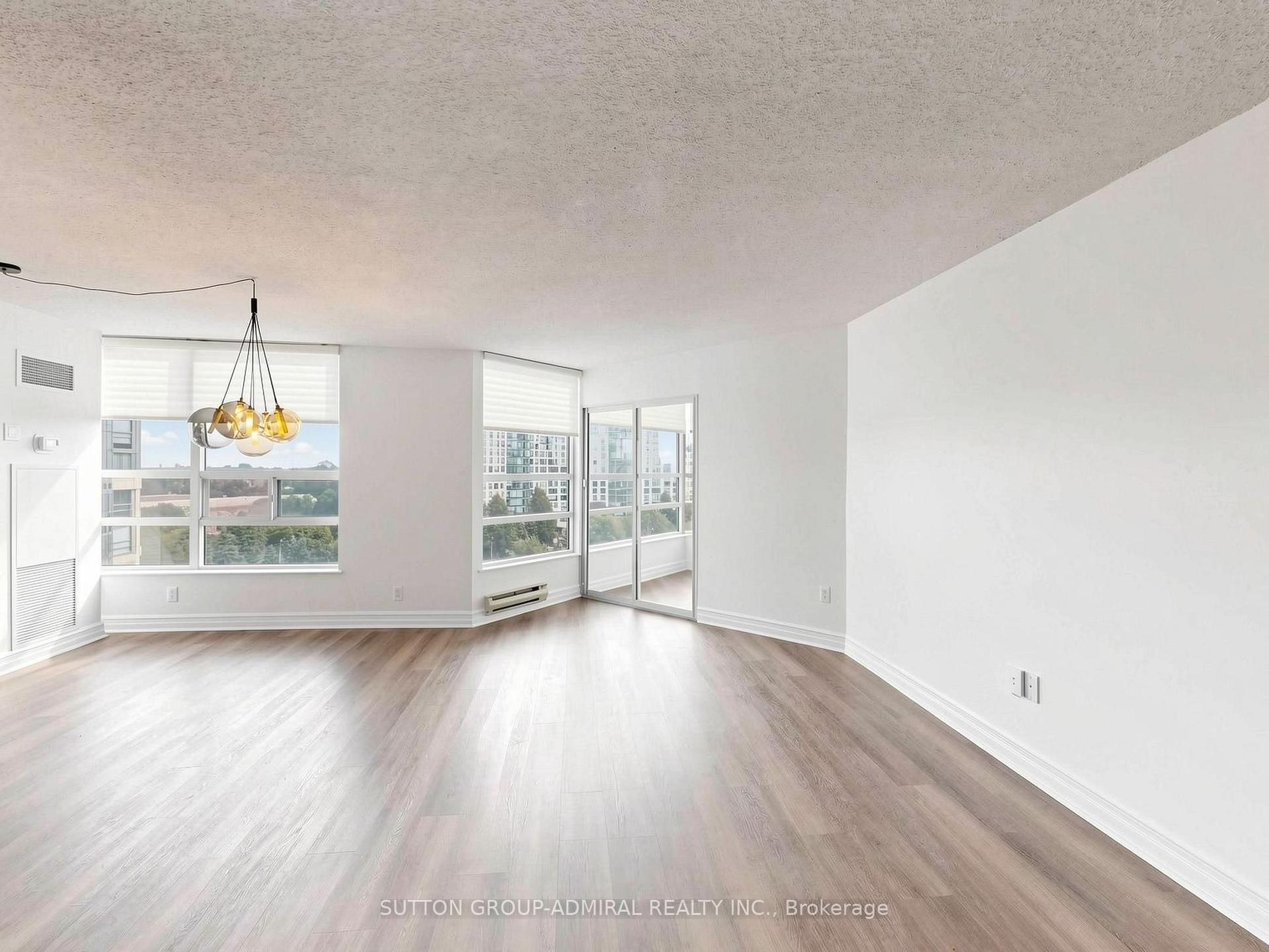 Photo 9 of Unit 910, 7905 Bayview Avenue, Markham, Aileen-Willowbrook — HOMEH