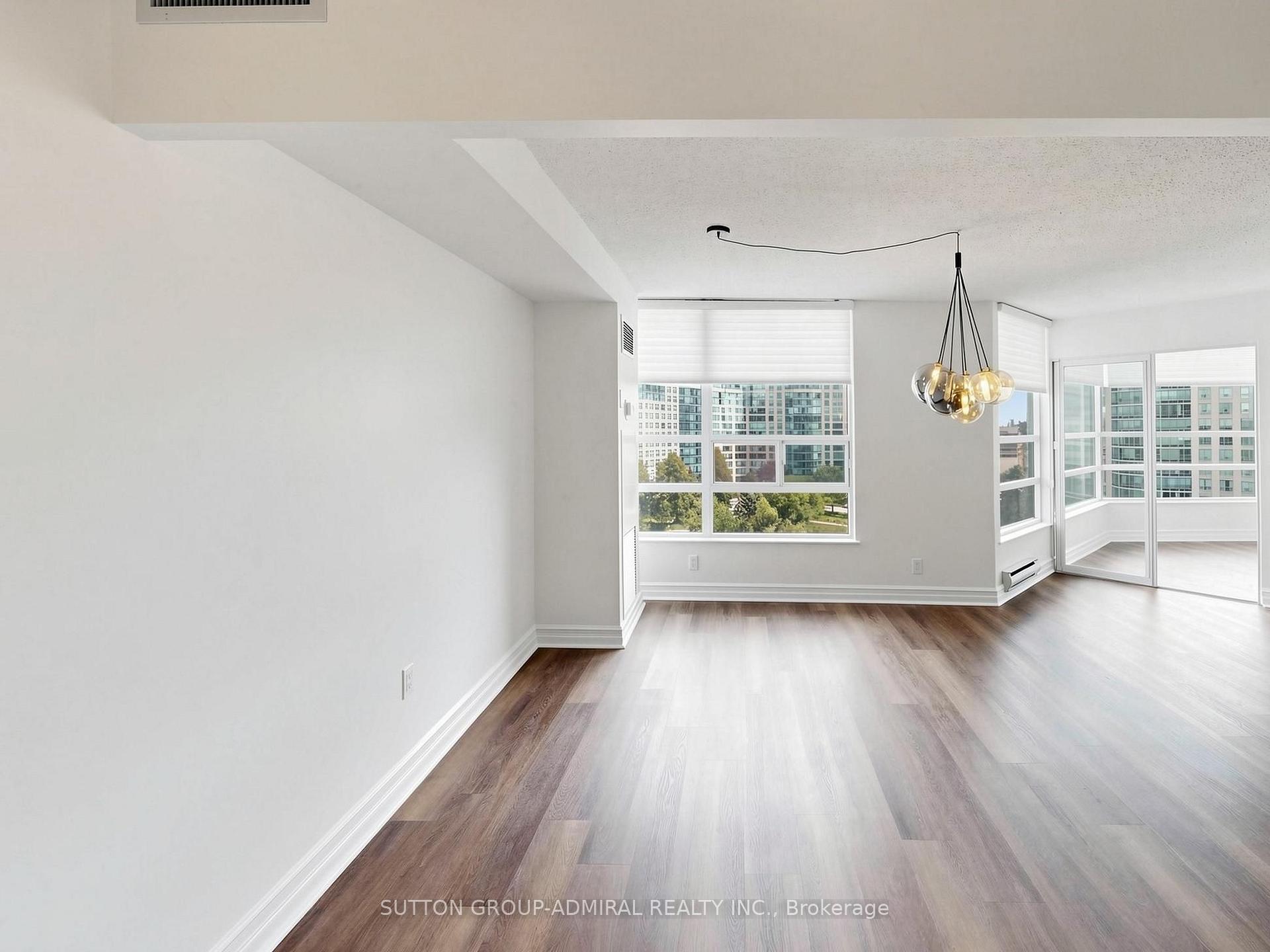 Photo 13 of Unit 910, 7905 Bayview Avenue, Markham, Aileen-Willowbrook — HOMEH