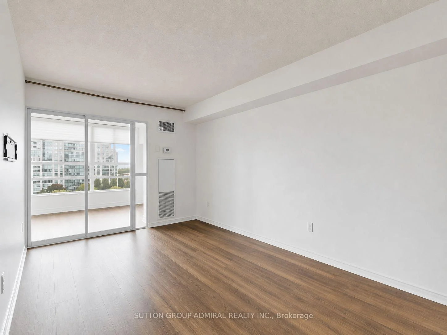 Photo 27 of Unit 910, 7905 Bayview Avenue, Markham, Aileen-Willowbrook — HOMEH