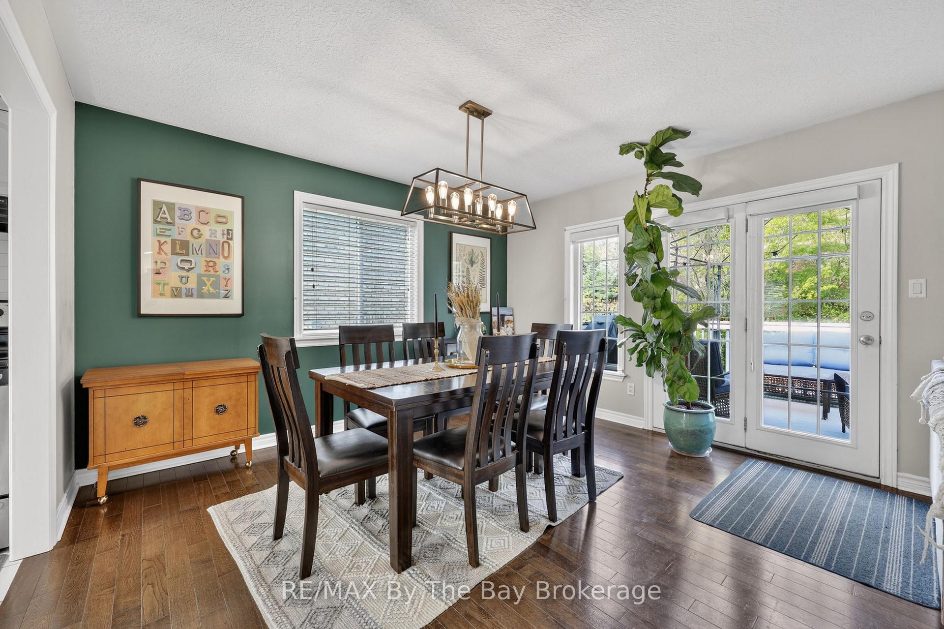 Photo 10 of 326 Golf Course Road, Wasaga Beach — HOMEH