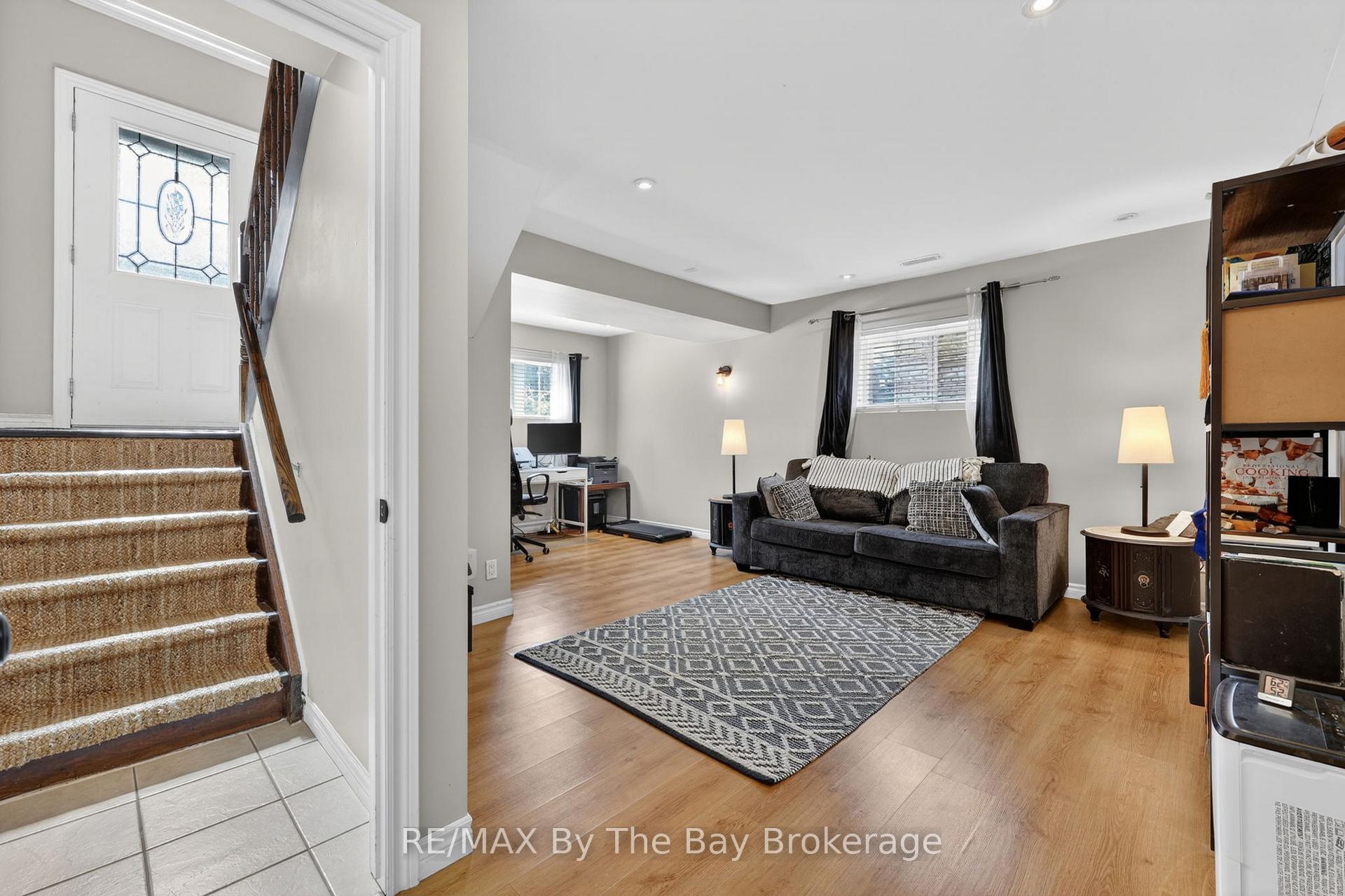 Photo 24 of 326 Golf Course Road, Wasaga Beach — HOMEH