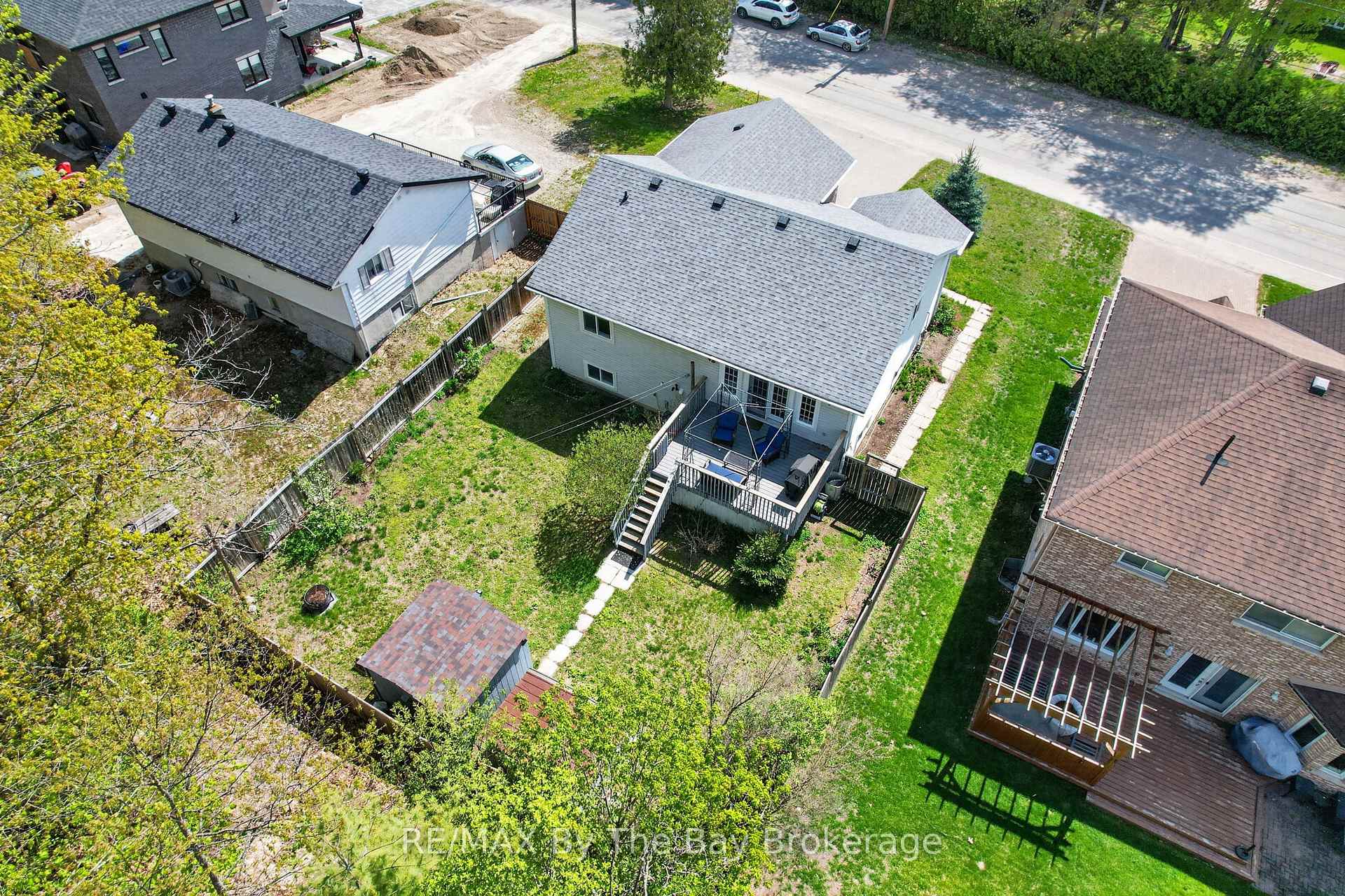 Photo 40 of 326 Golf Course Road, Wasaga Beach — HOMEH