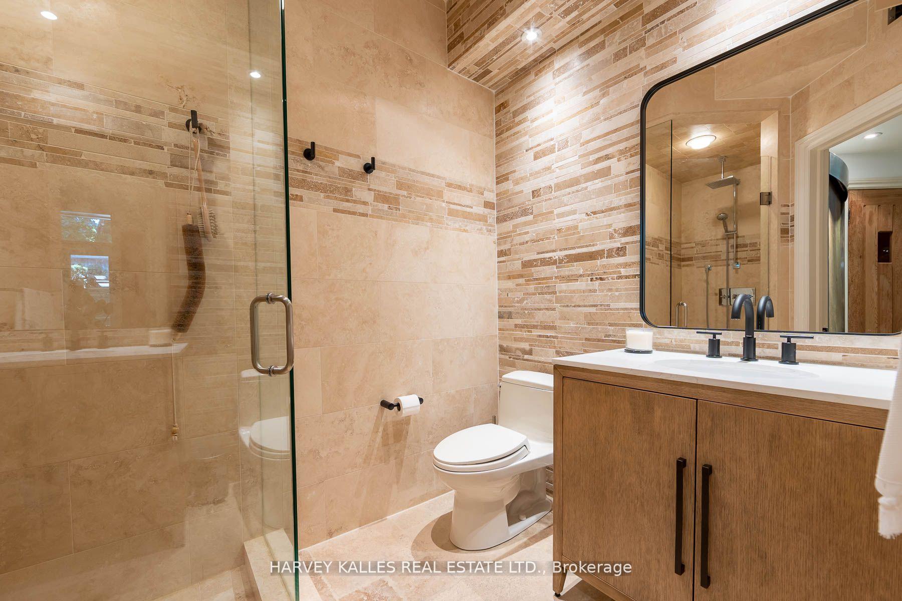 Photo 27 of 48 Wimpole Drive, North York, St. Andrew-Windfields — HOMEH