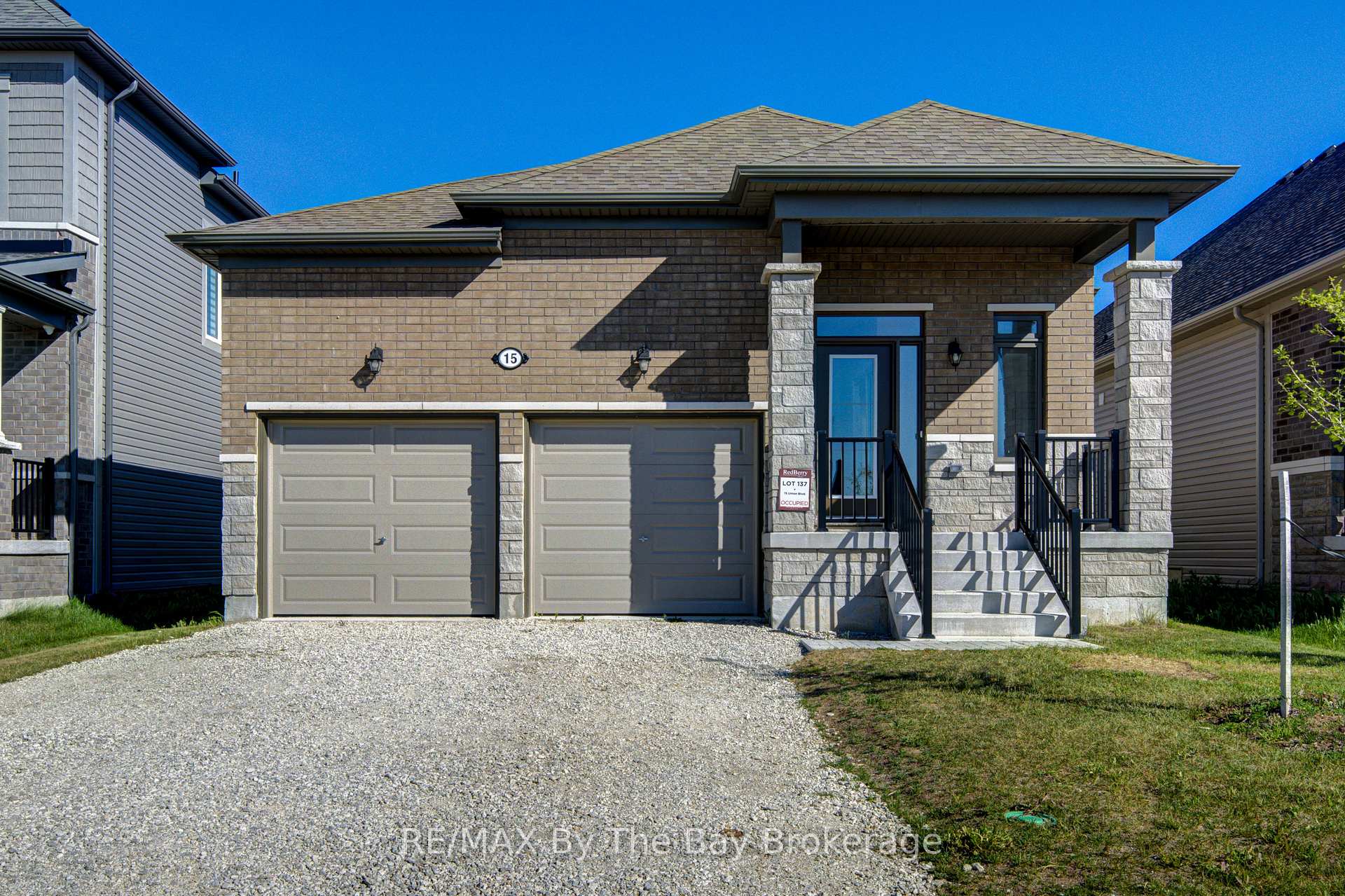Photo 1 of 15 Union Boulevard, Wasaga Beach — HOMEH