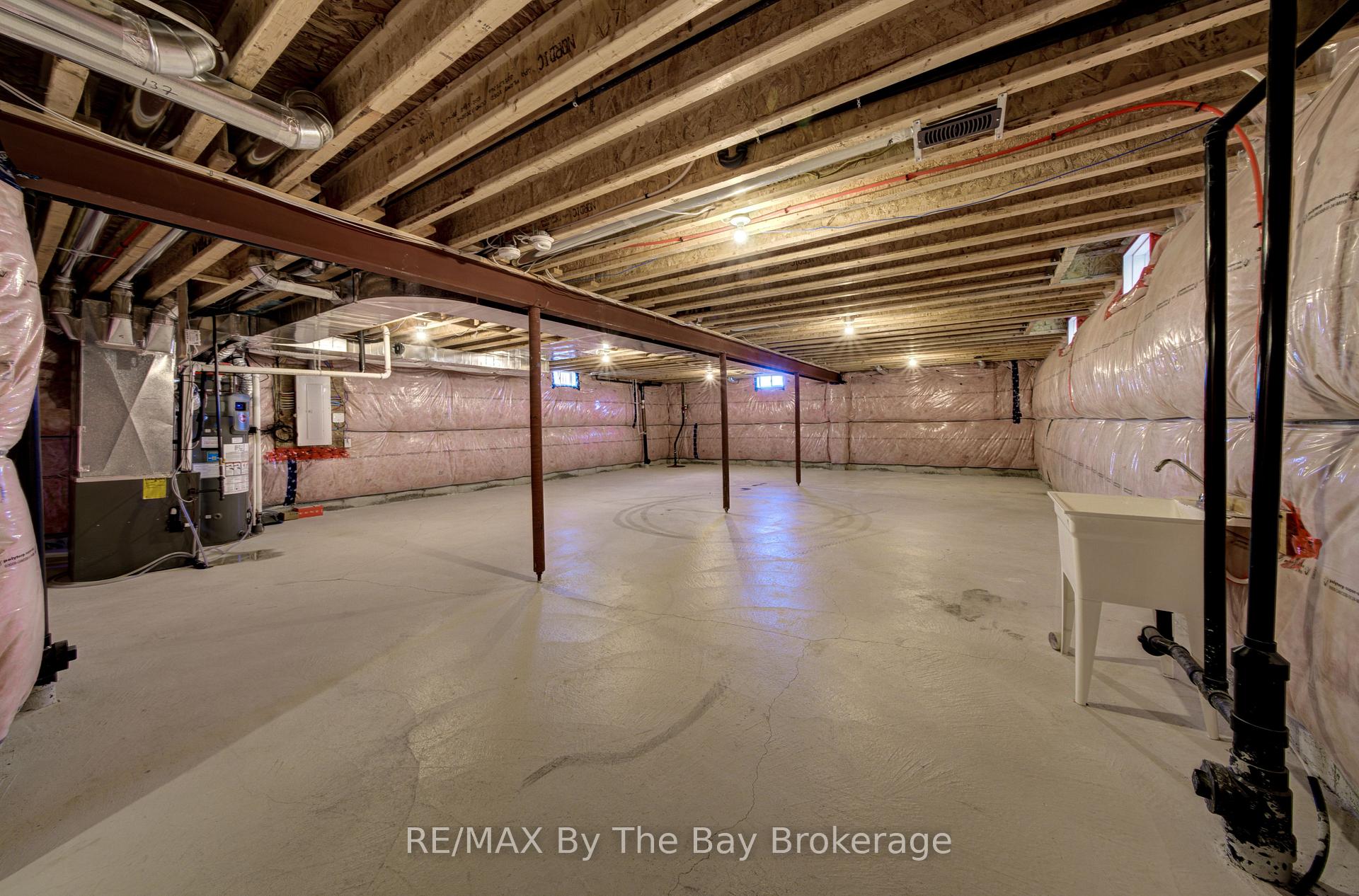 Photo 31 of 15 Union Boulevard, Wasaga Beach — HOMEH