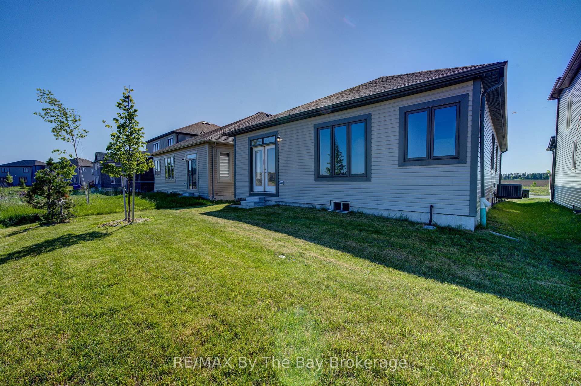 Photo 42 of 15 Union Boulevard, Wasaga Beach — HOMEH