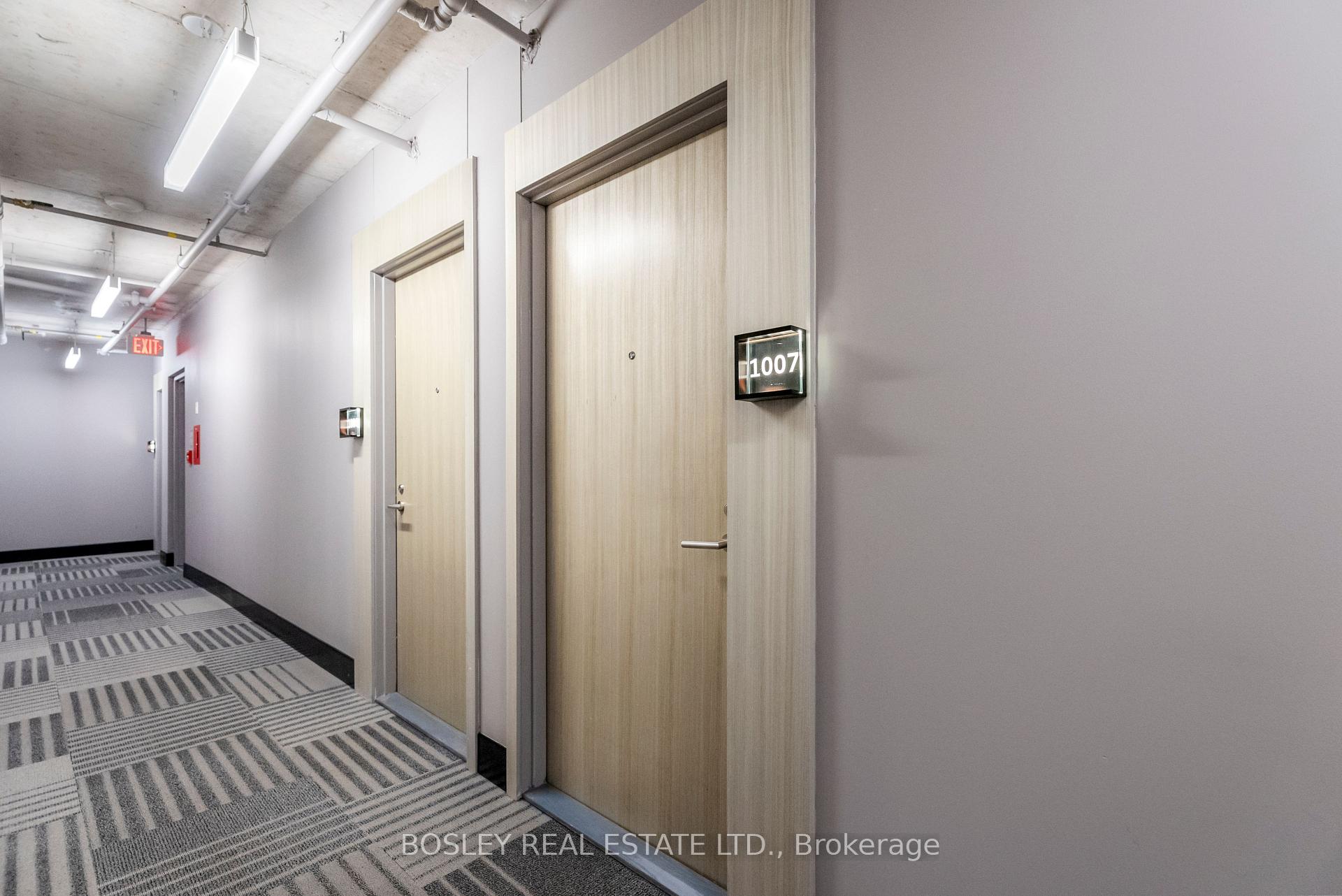 Photo 2 of Unit 1007, 111 Bathurst Street, Toronto, Waterfront Communities — HOMEH