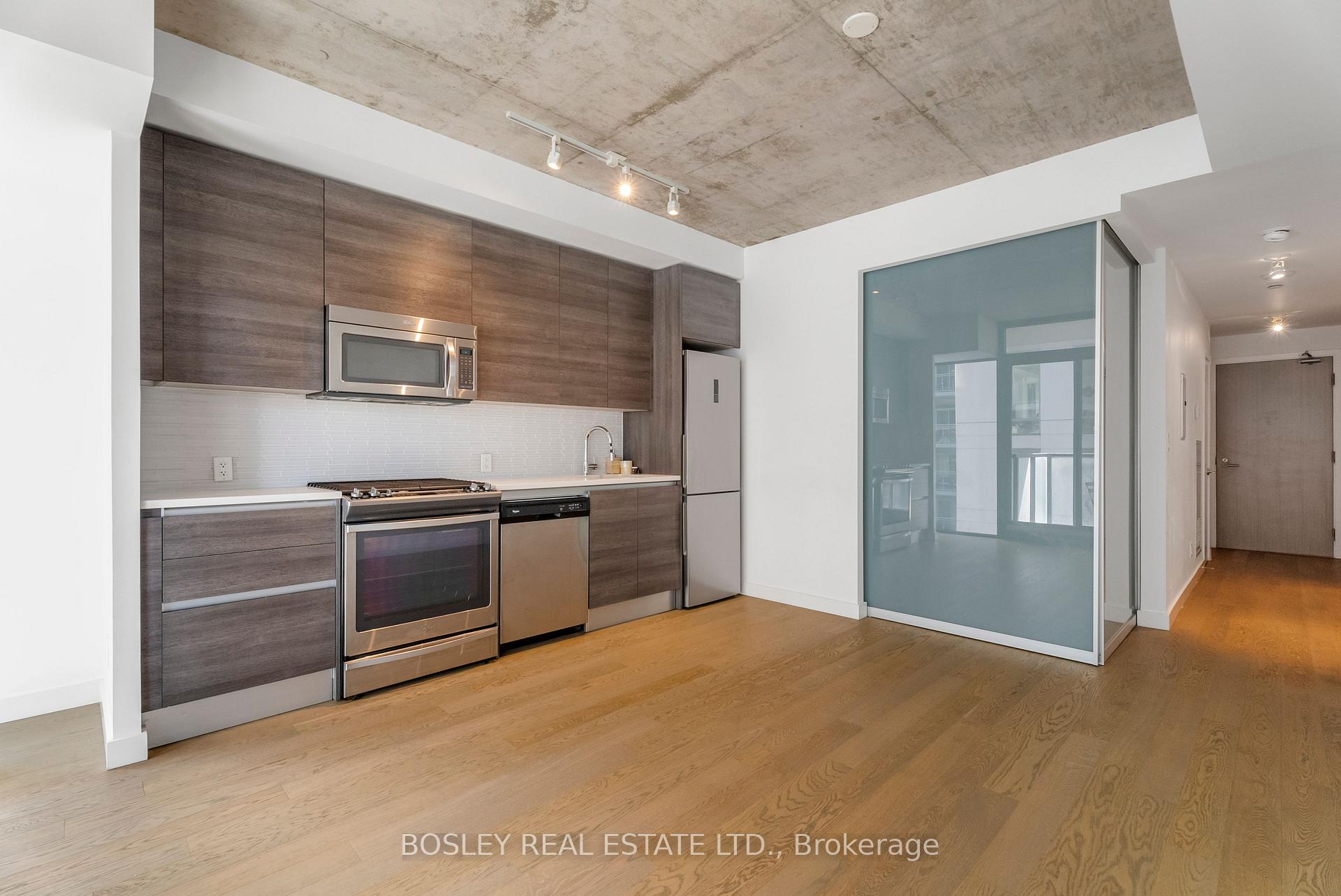 Photo 9 of Unit 1007, 111 Bathurst Street, Toronto, Waterfront Communities — HOMEH