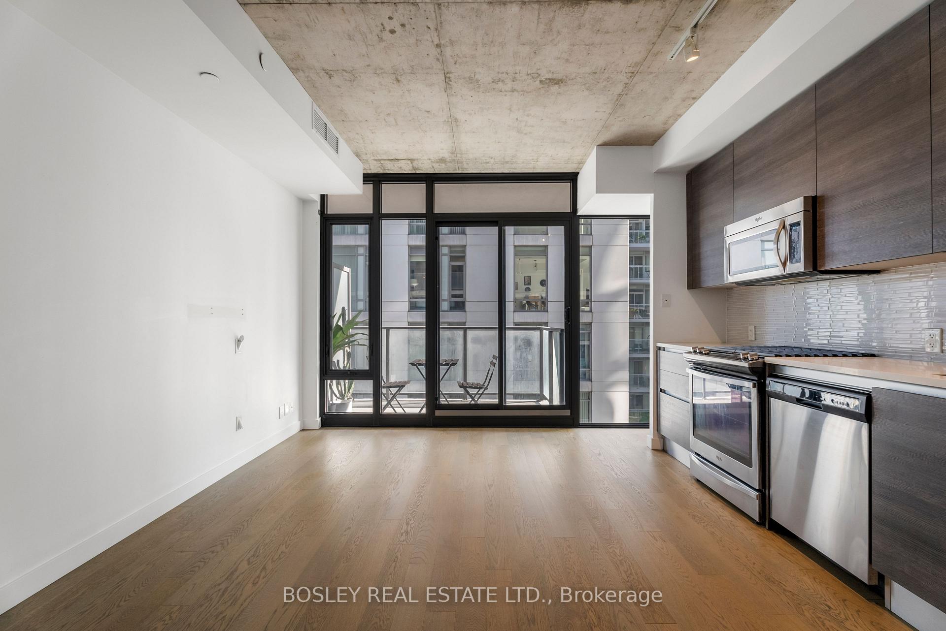 Photo 12 of Unit 1007, 111 Bathurst Street, Toronto, Waterfront Communities — HOMEH