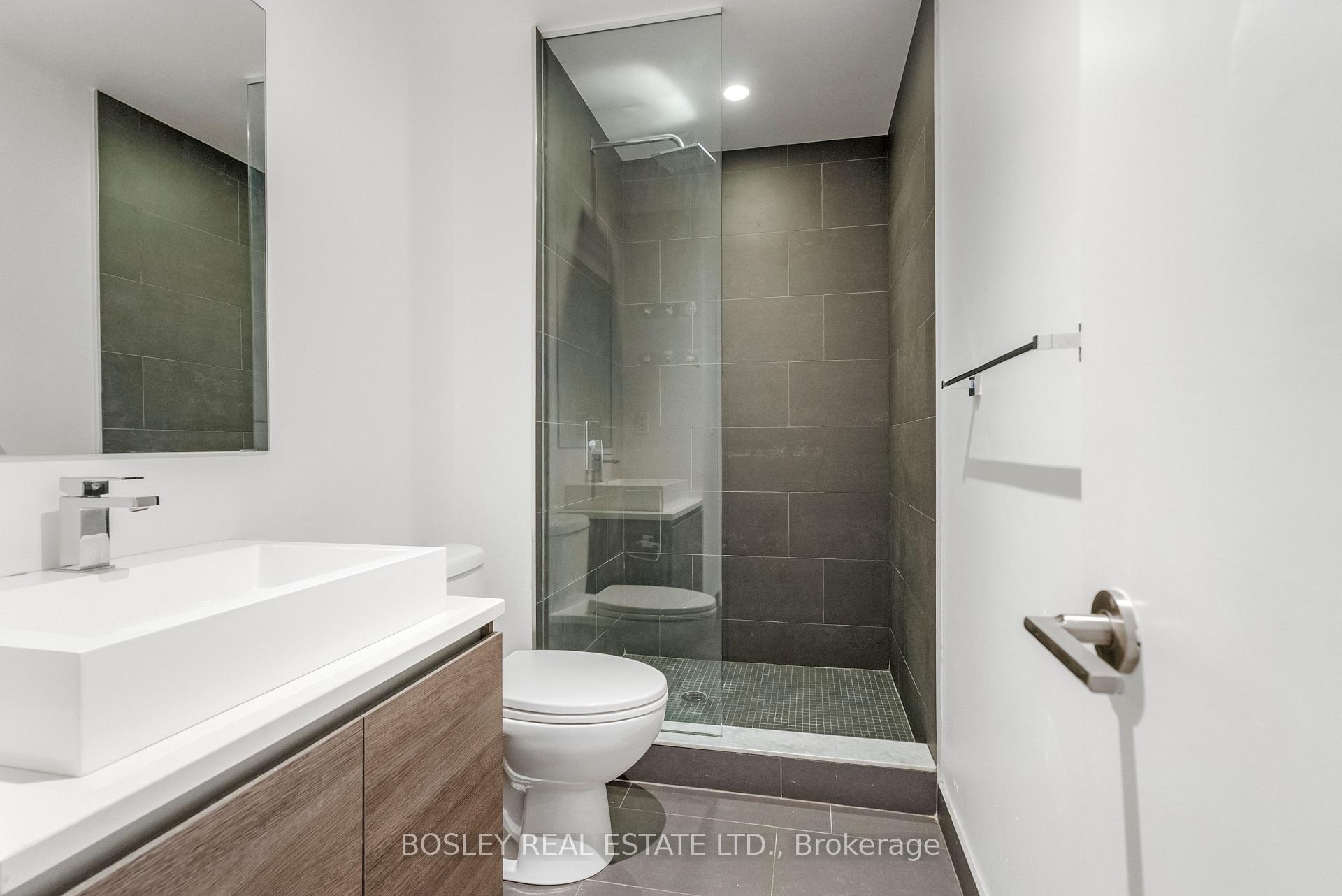 Photo 14 of Unit 1007, 111 Bathurst Street, Toronto, Waterfront Communities — HOMEH