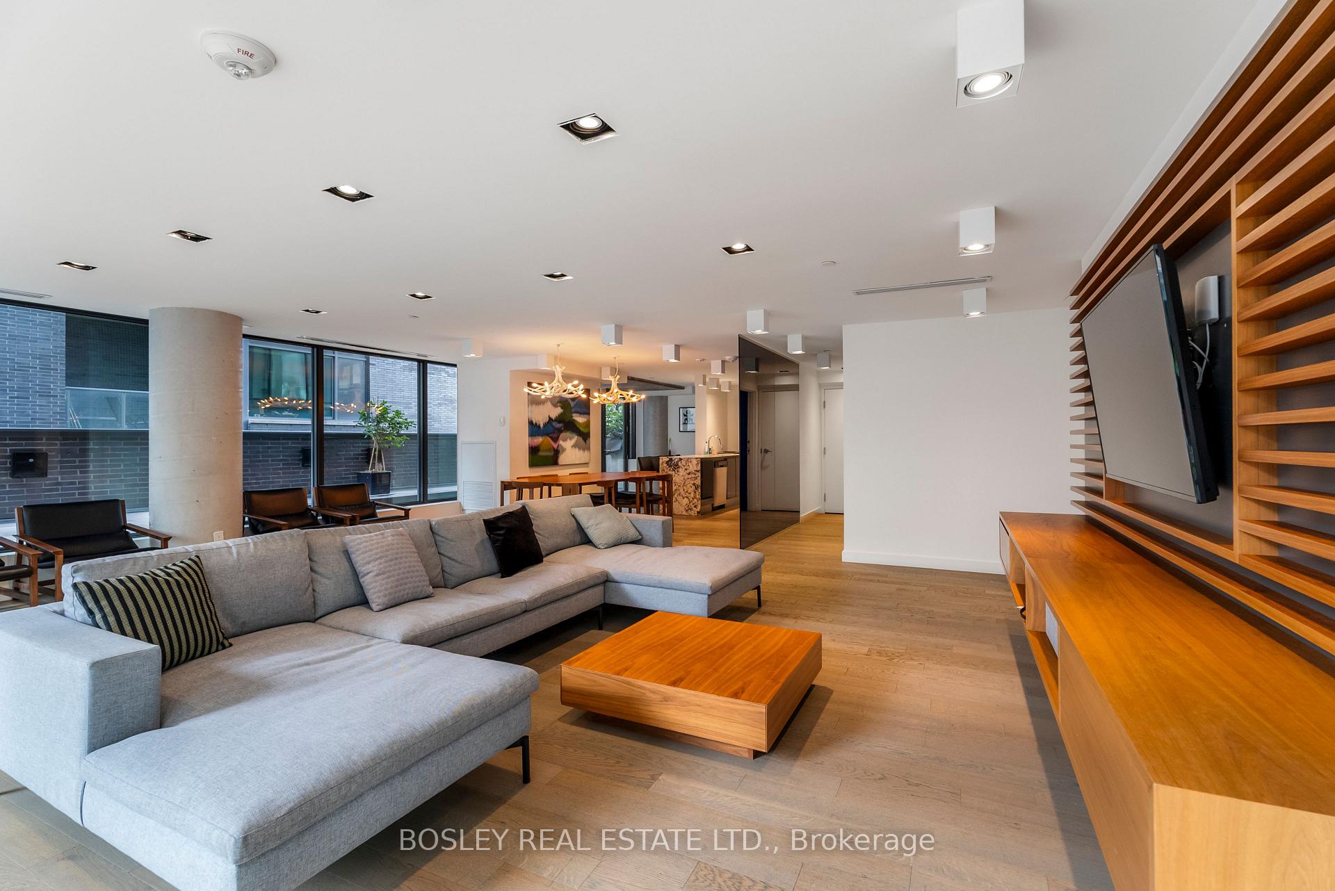 Photo 18 of Unit 1007, 111 Bathurst Street, Toronto, Waterfront Communities — HOMEH