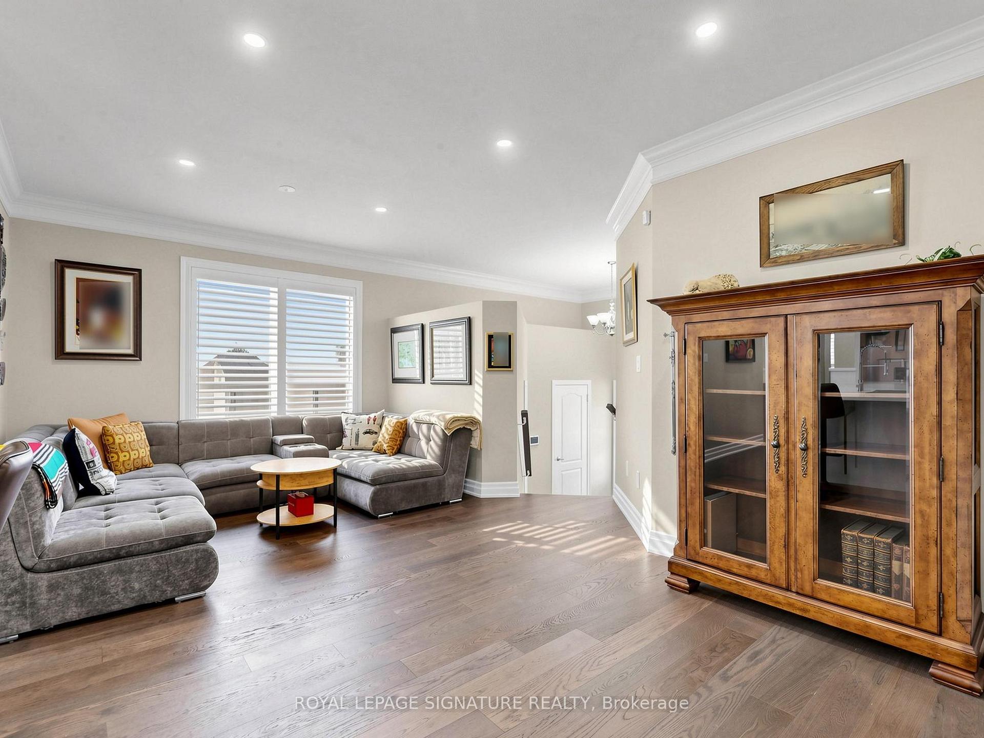 Photo 6 of 49 Kenilworth Crescent, Whitby, Brooklin — HOMEH