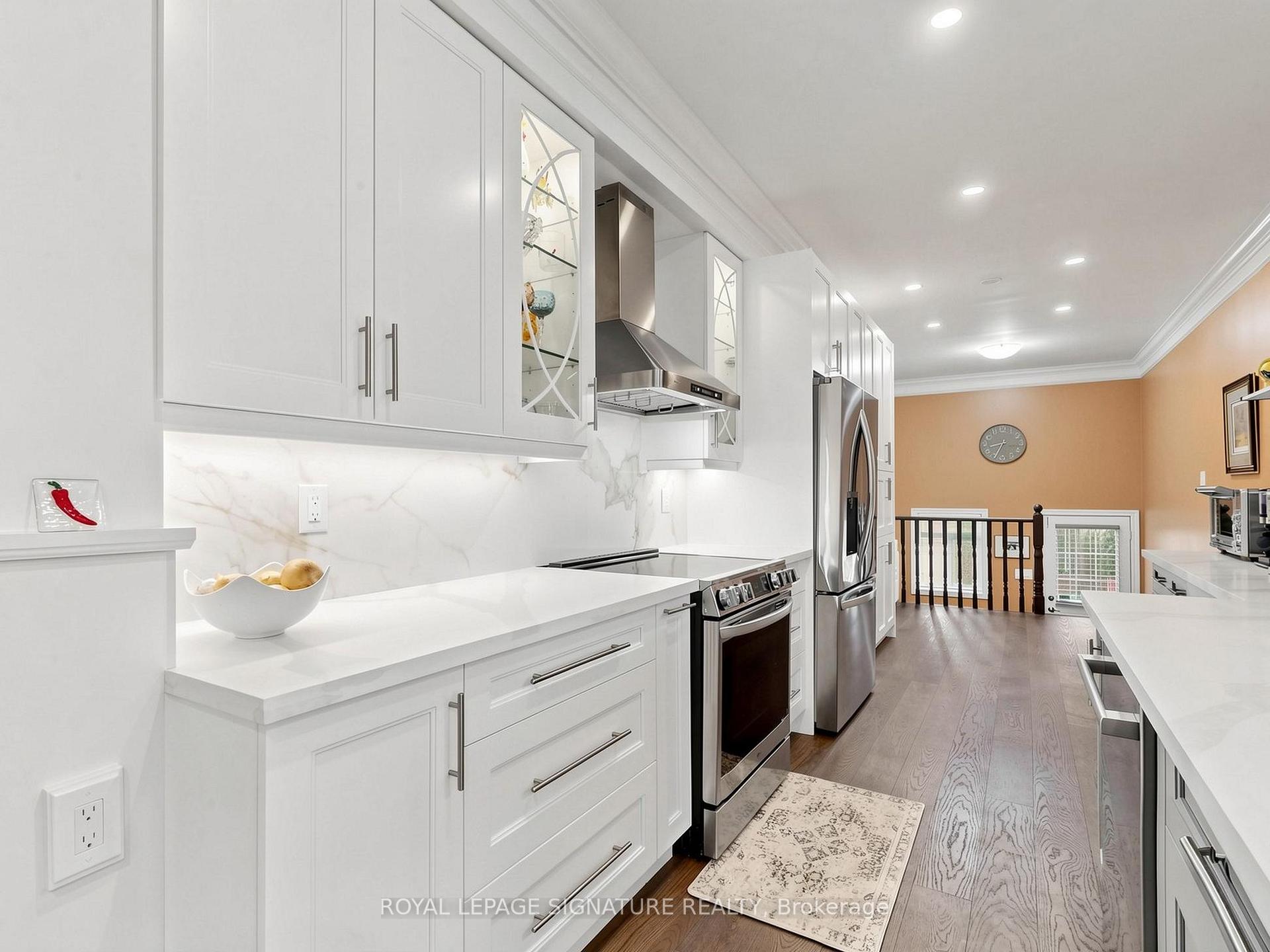 Photo 11 of 49 Kenilworth Crescent, Whitby, Brooklin — HOMEH