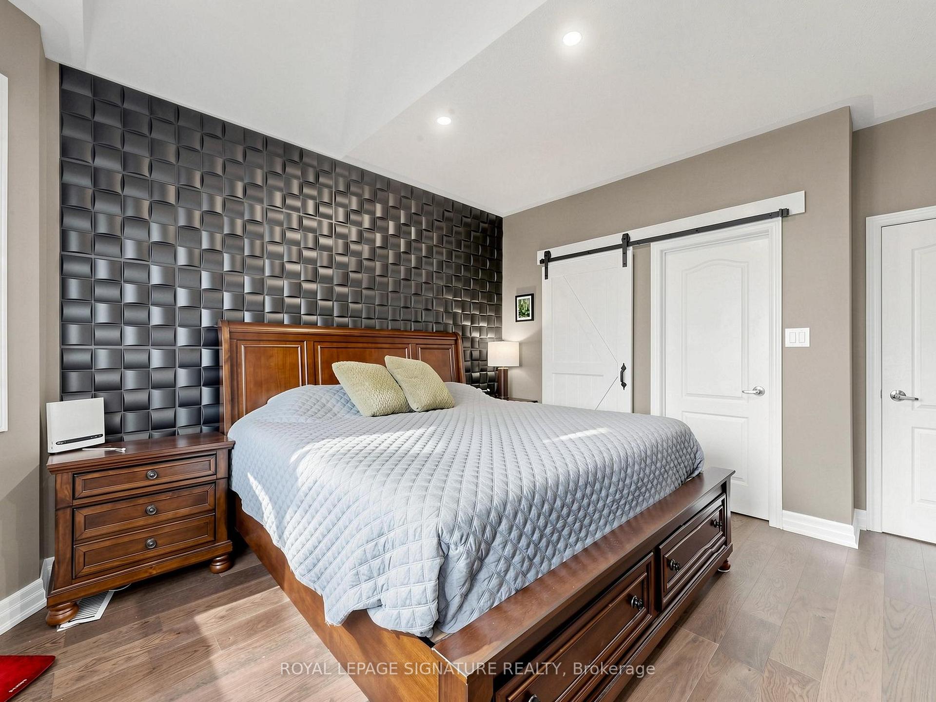 Photo 17 of 49 Kenilworth Crescent, Whitby, Brooklin — HOMEH