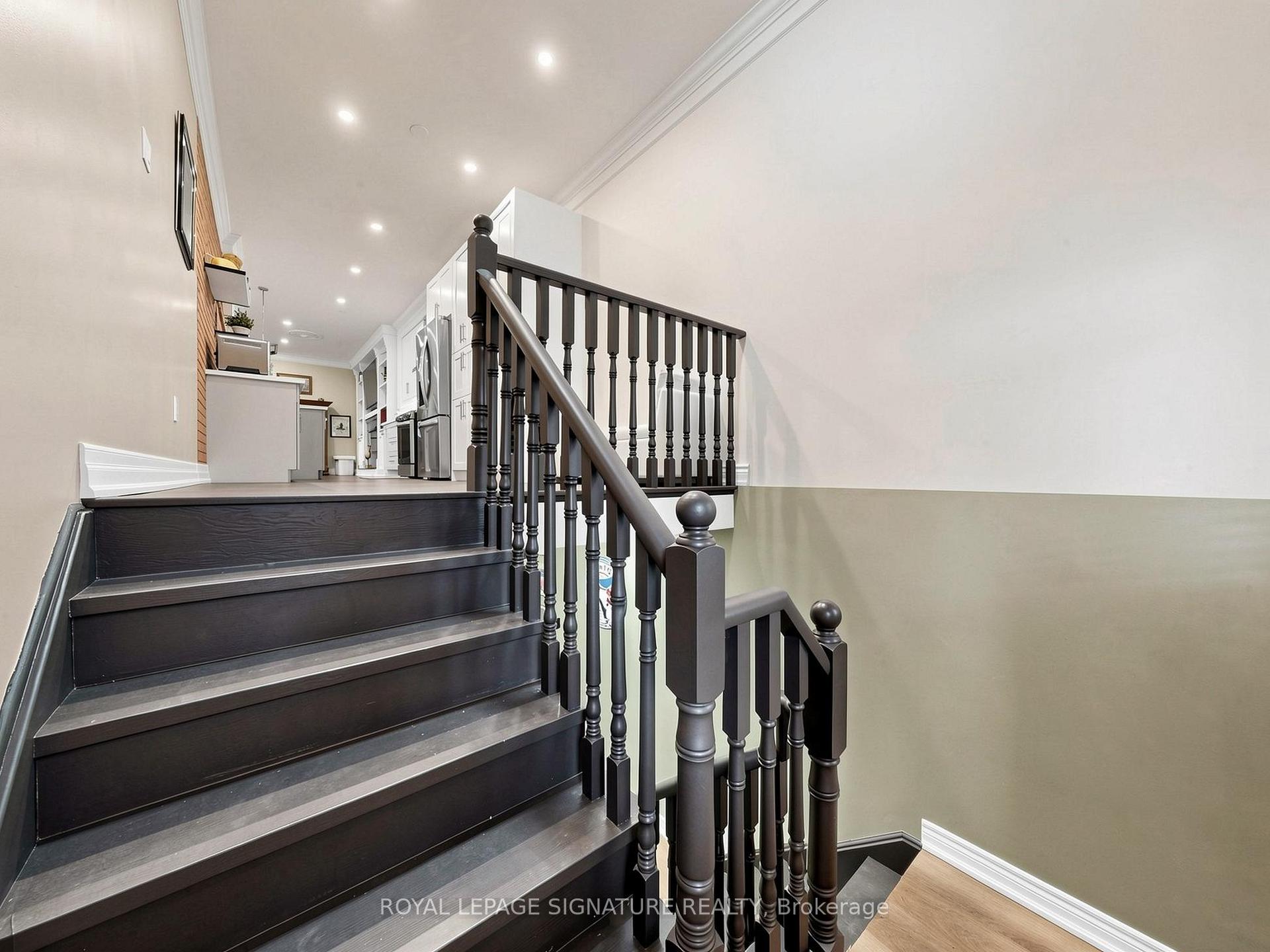 Photo 22 of 49 Kenilworth Crescent, Whitby, Brooklin — HOMEH