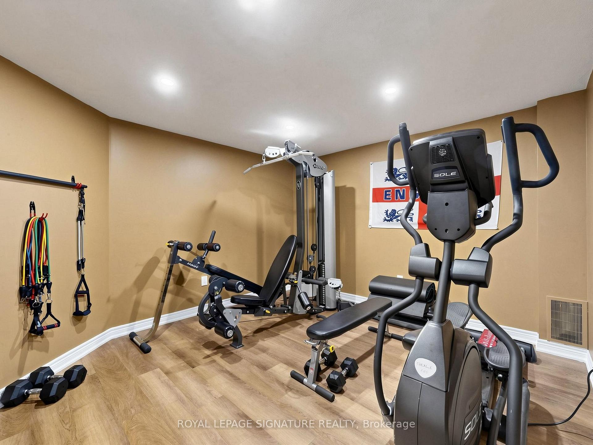 Photo 27 of 49 Kenilworth Crescent, Whitby, Brooklin — HOMEH