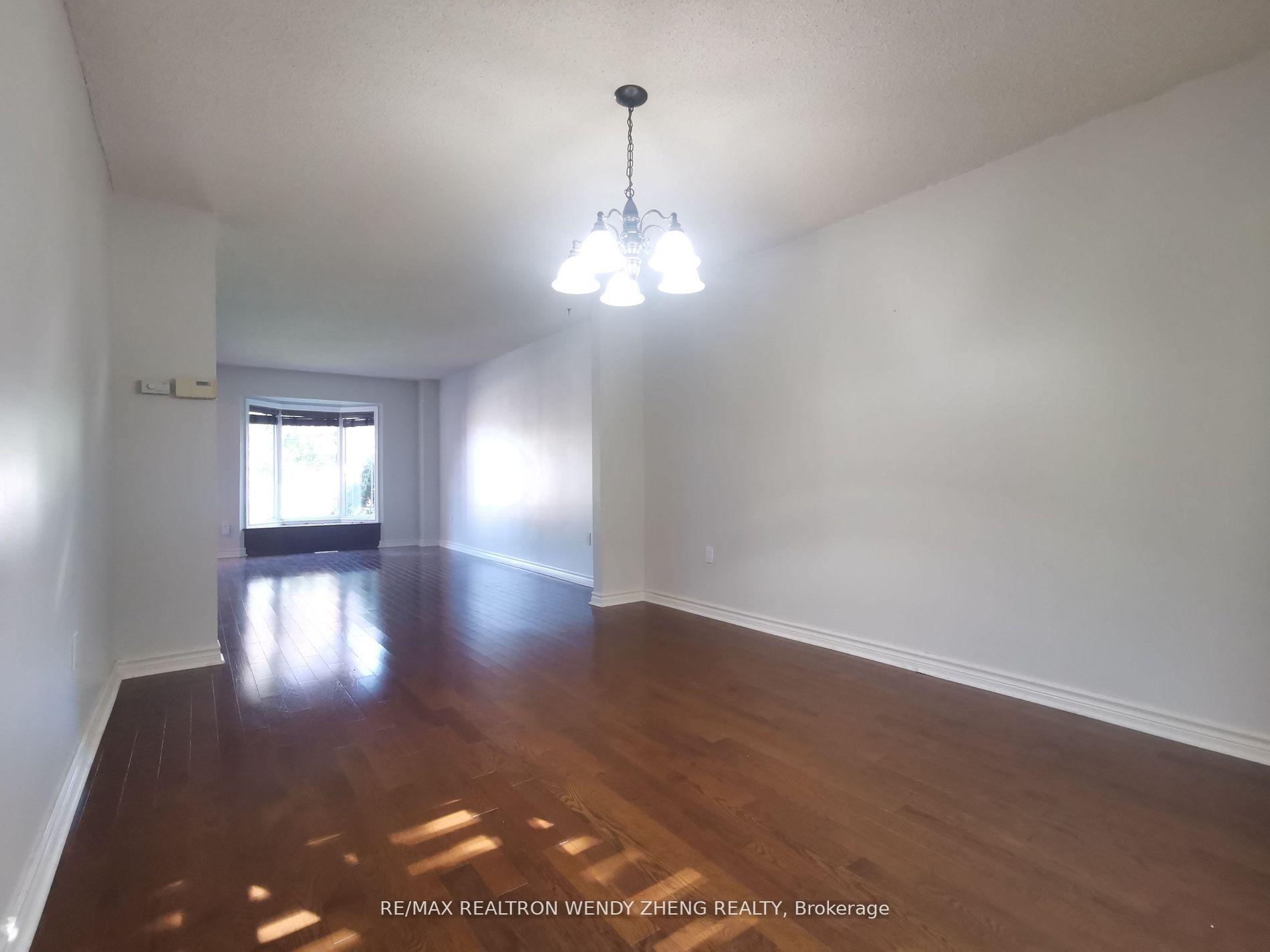 Photo 5 of 346 Chambers Crescent, Newmarket, Armitage — HOMEH