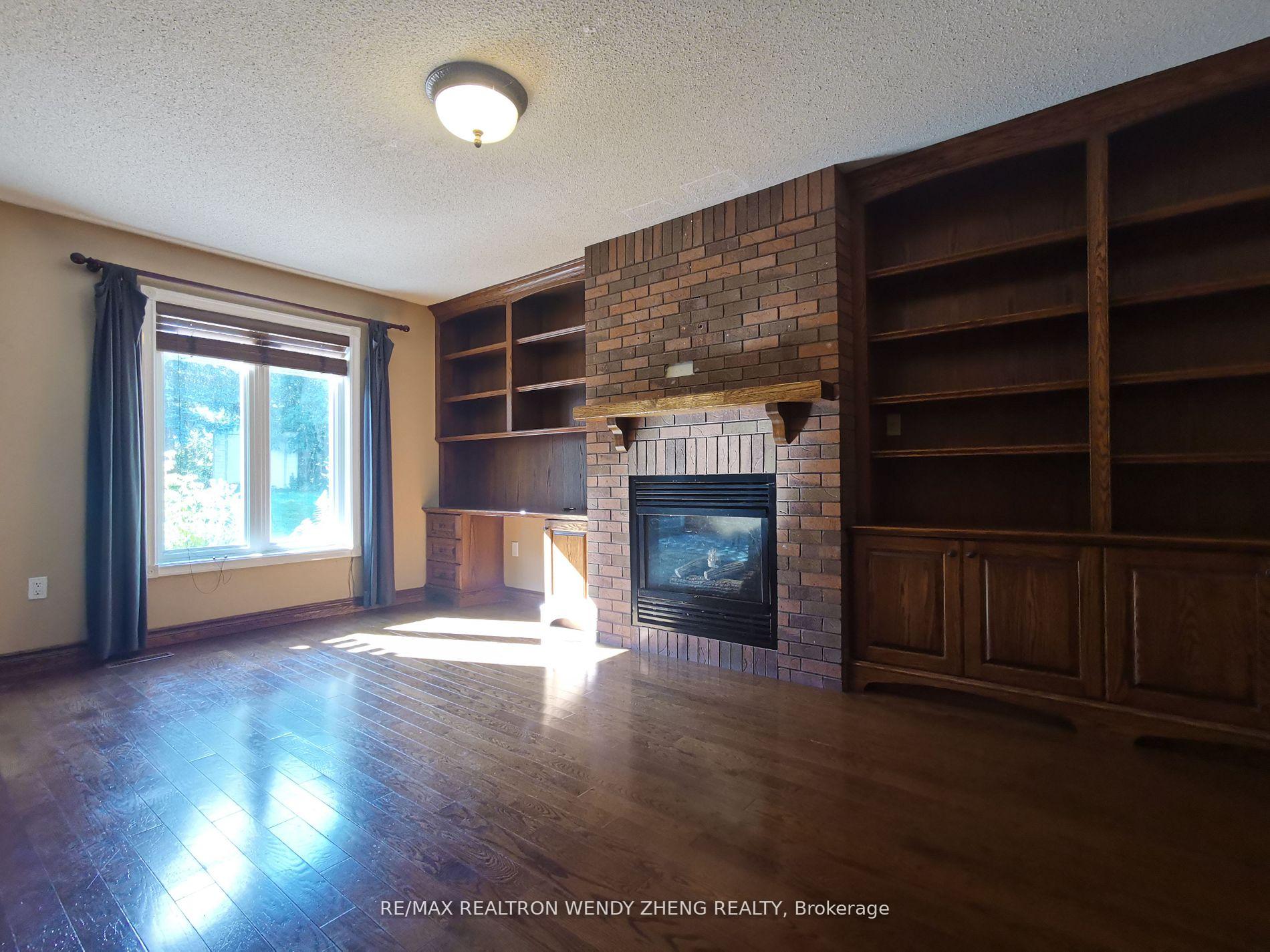 Photo 8 of 346 Chambers Crescent, Newmarket, Armitage — HOMEH