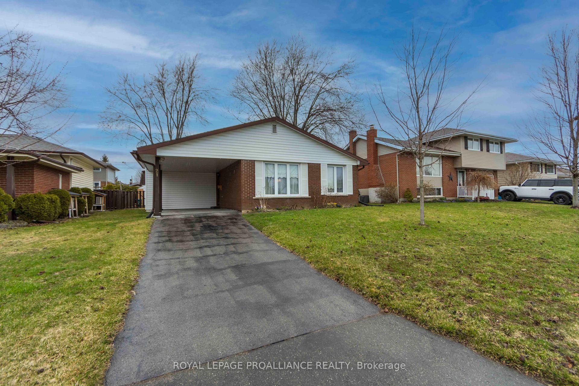 Photo 3 of 21 Miron Road, Quinte West, Trenton Ward — HOMEH