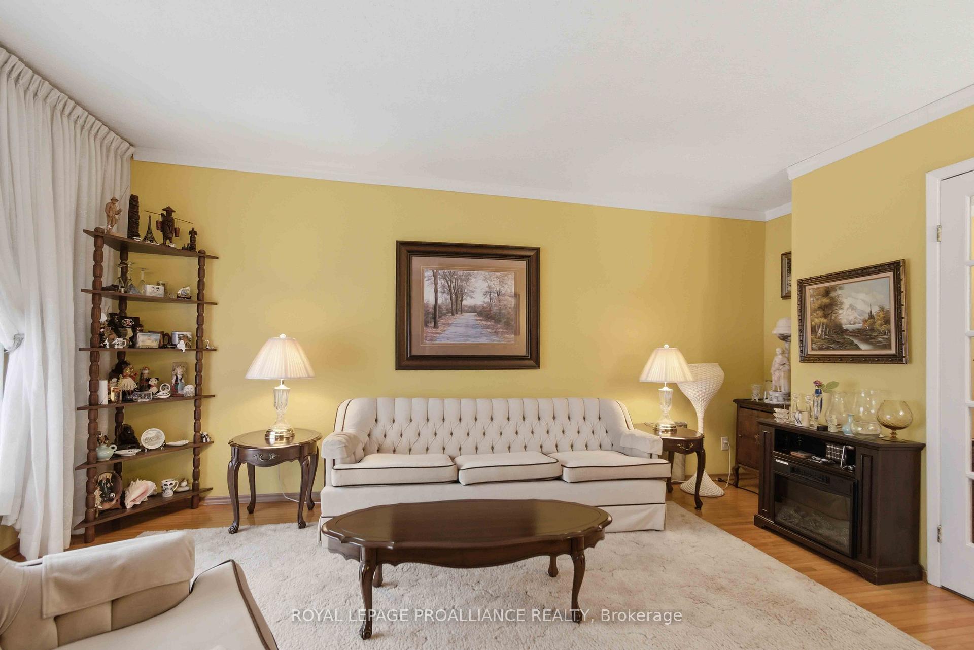 Photo 9 of 21 Miron Road, Quinte West, Trenton Ward — HOMEH