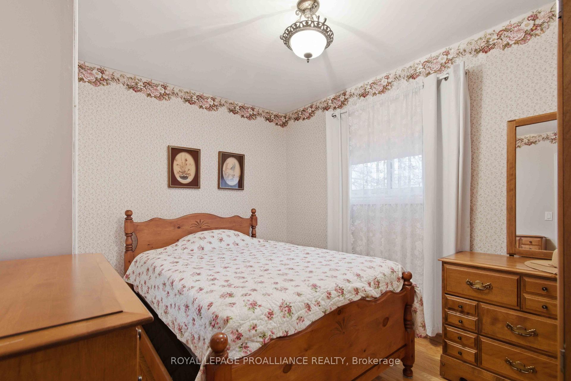 Photo 22 of 21 Miron Road, Quinte West, Trenton Ward — HOMEH