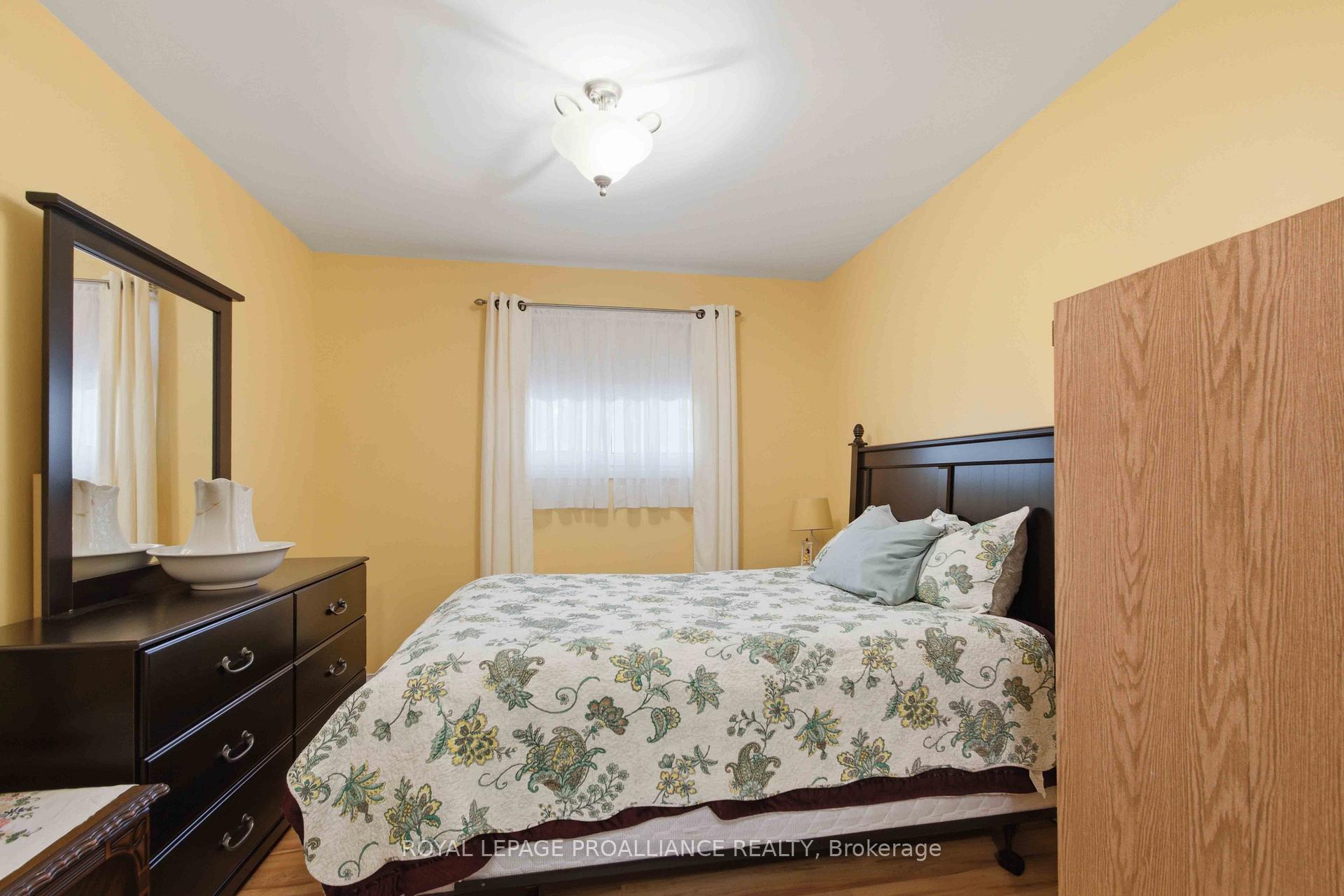 Photo 24 of 21 Miron Road, Quinte West, Trenton Ward — HOMEH